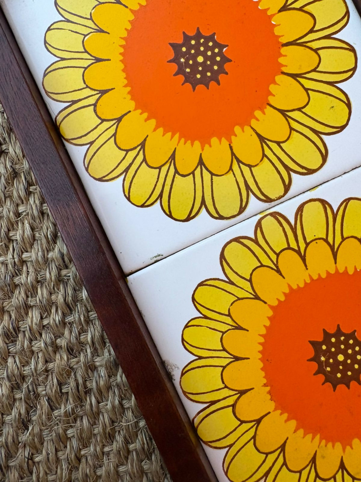 Bandeja P em jacarandá e azulejos