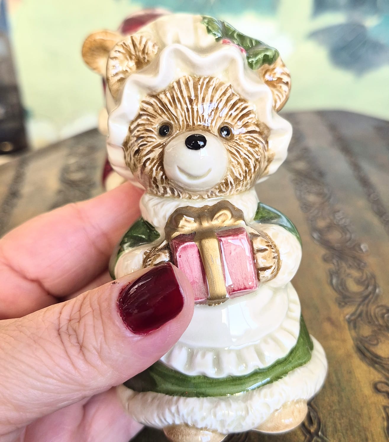 Conjunto de saleiro e pimenteiro em porcelana vintage japonesa Otagiri,  em formato de ursinhos natalinos