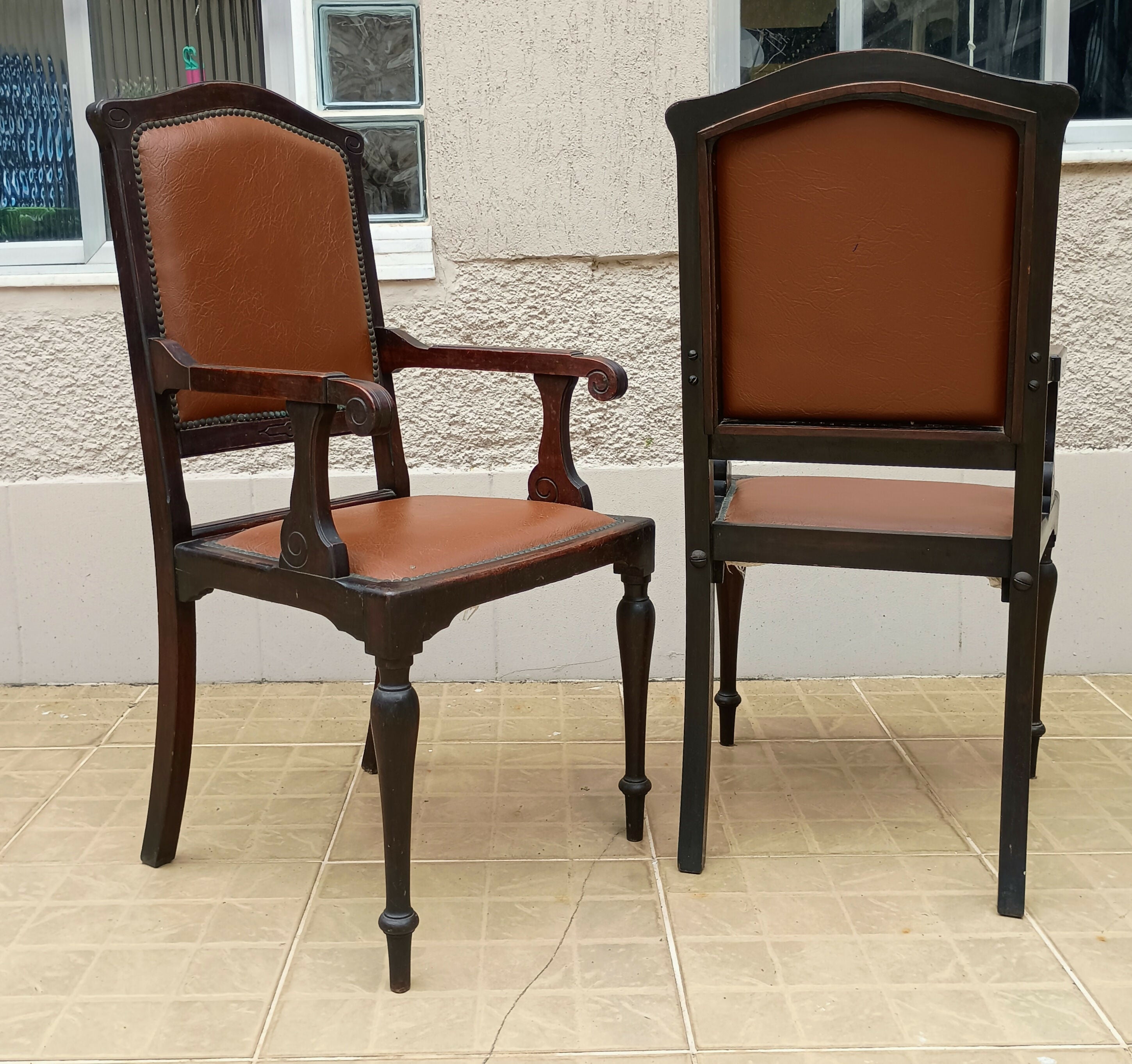 Par de cadeiras antigas em jacarandá maciço estilo décadas de 20-40