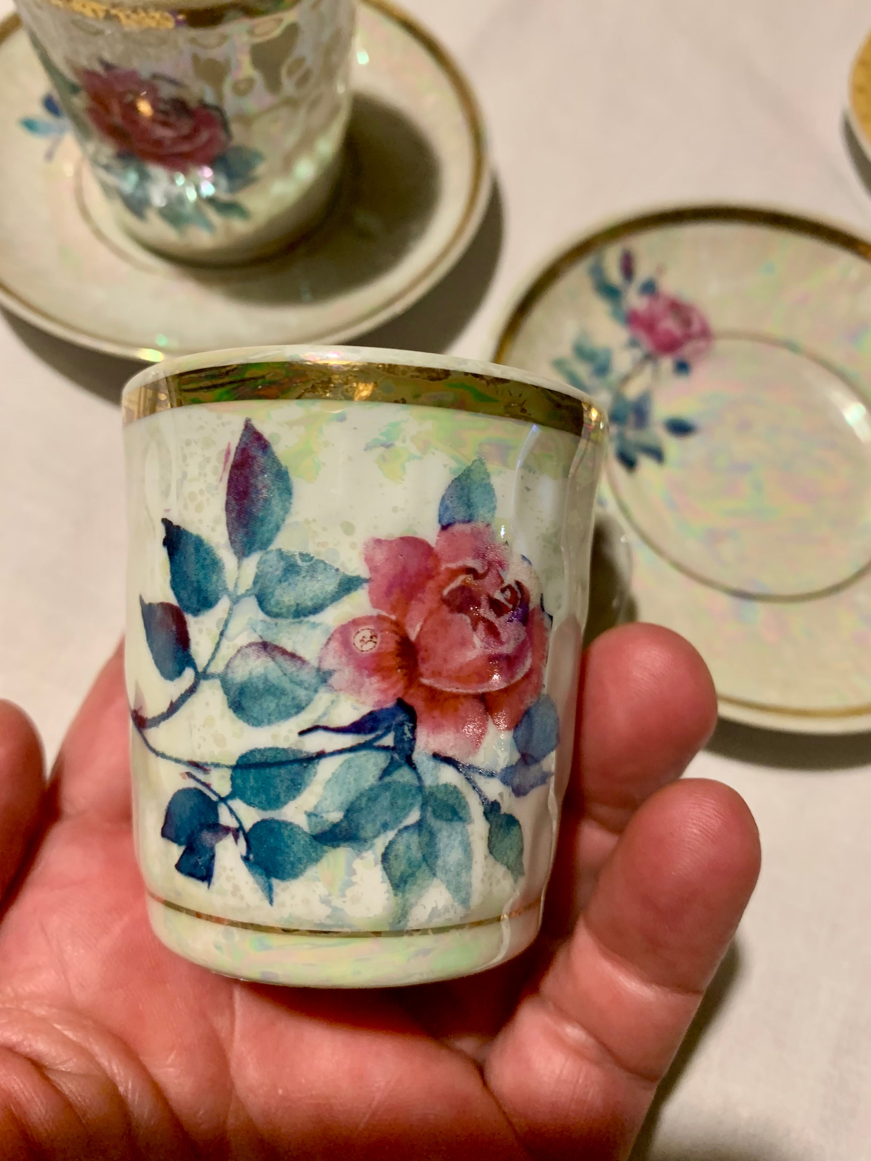Xicara café solteira porcelana Real coleção!