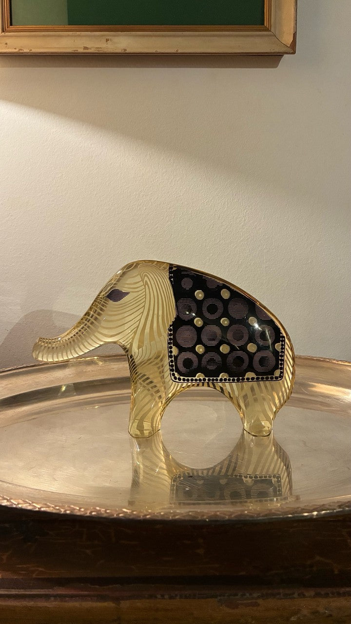 Escultura de Elefante Decorativo em Acrílico - Abraham Palatnik
