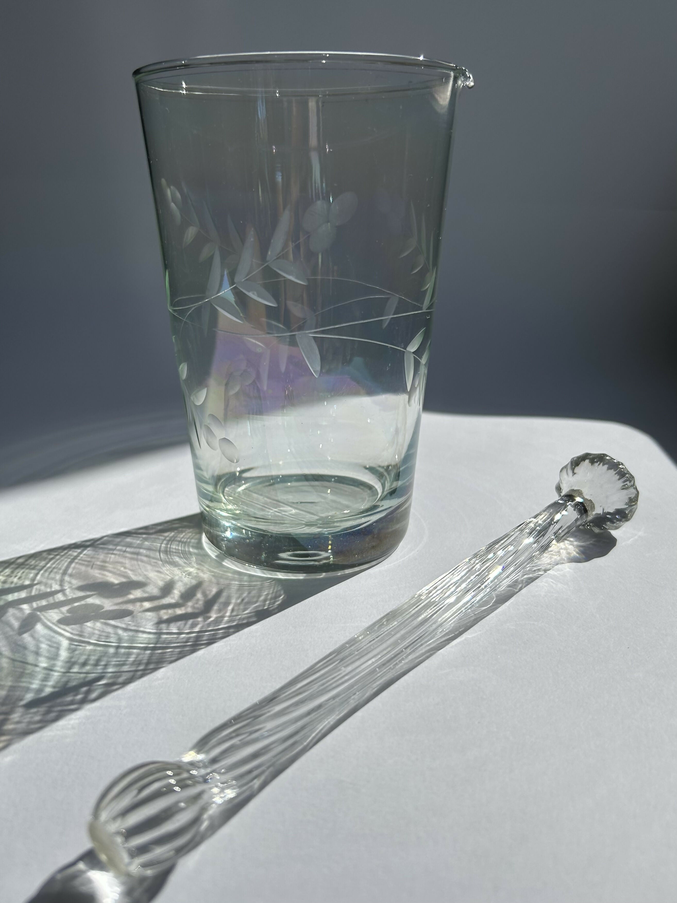 Coqueteleira de cristal lapidado com socador de caipirinha