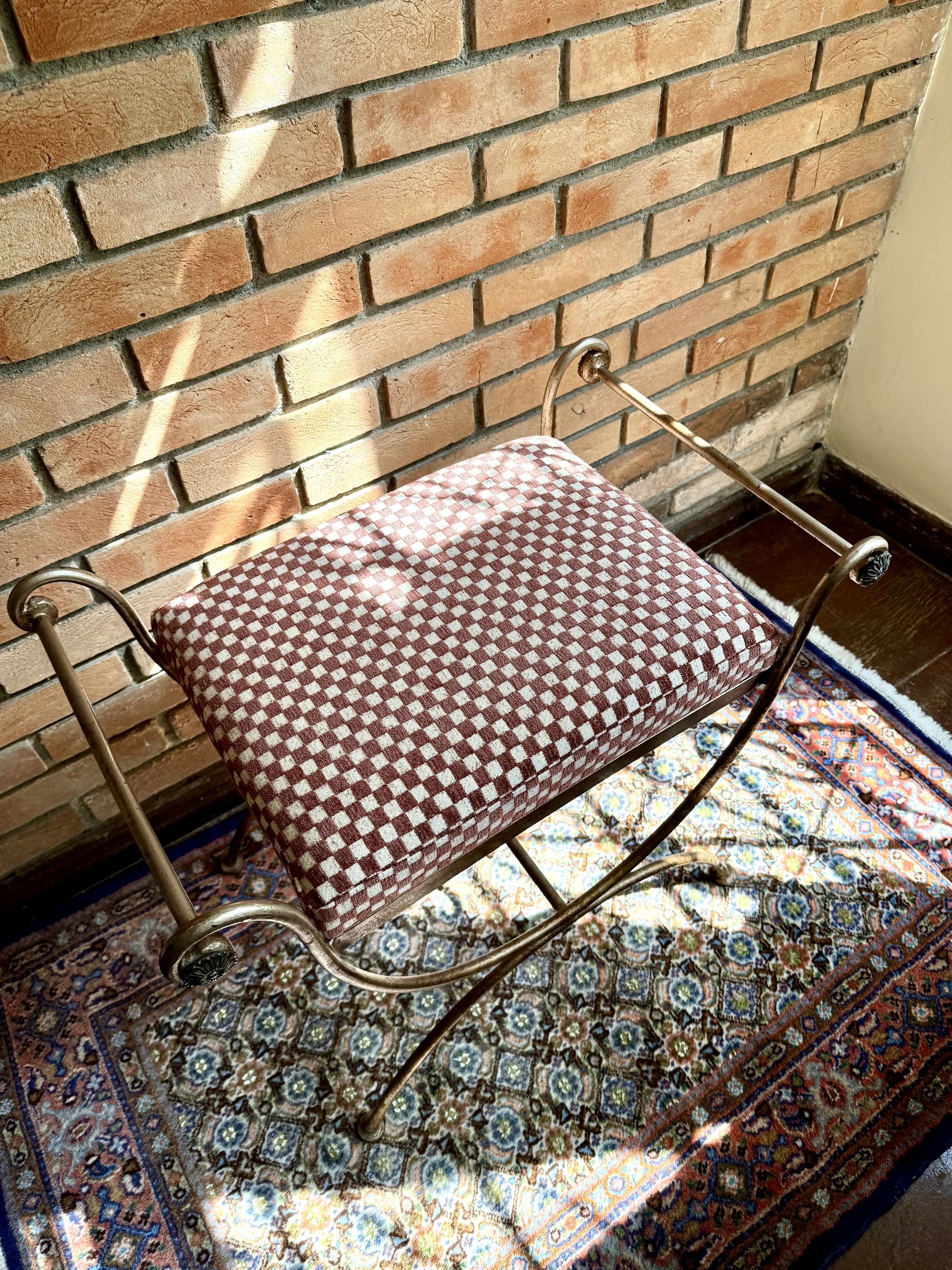 Banquetas Ferro Dourado Antigo Almofadas Tecido Jacquard Branco Casa (valor unitário)