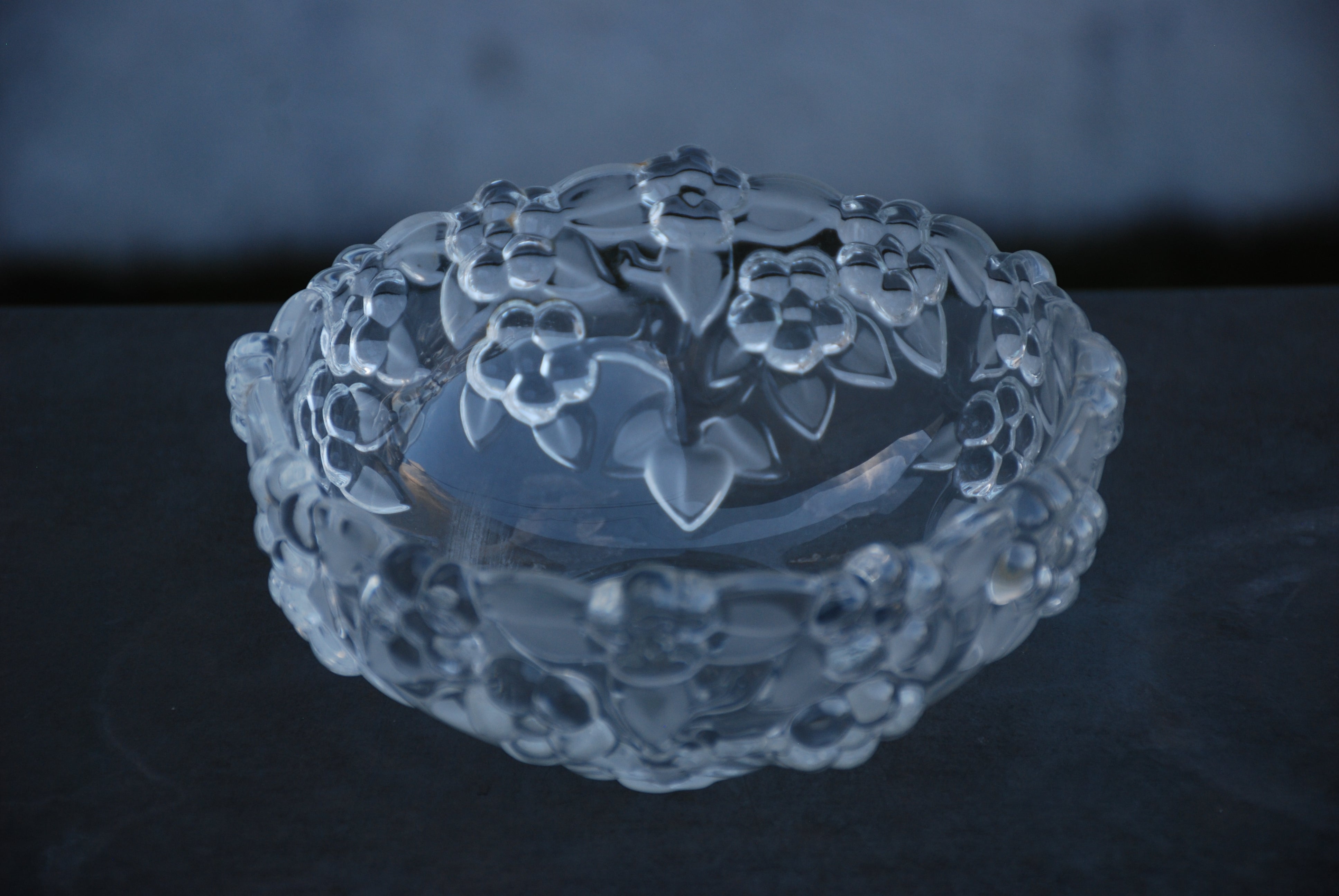 Quatro petisqueiras mikasa walther glass alemanha com flores em relevo 