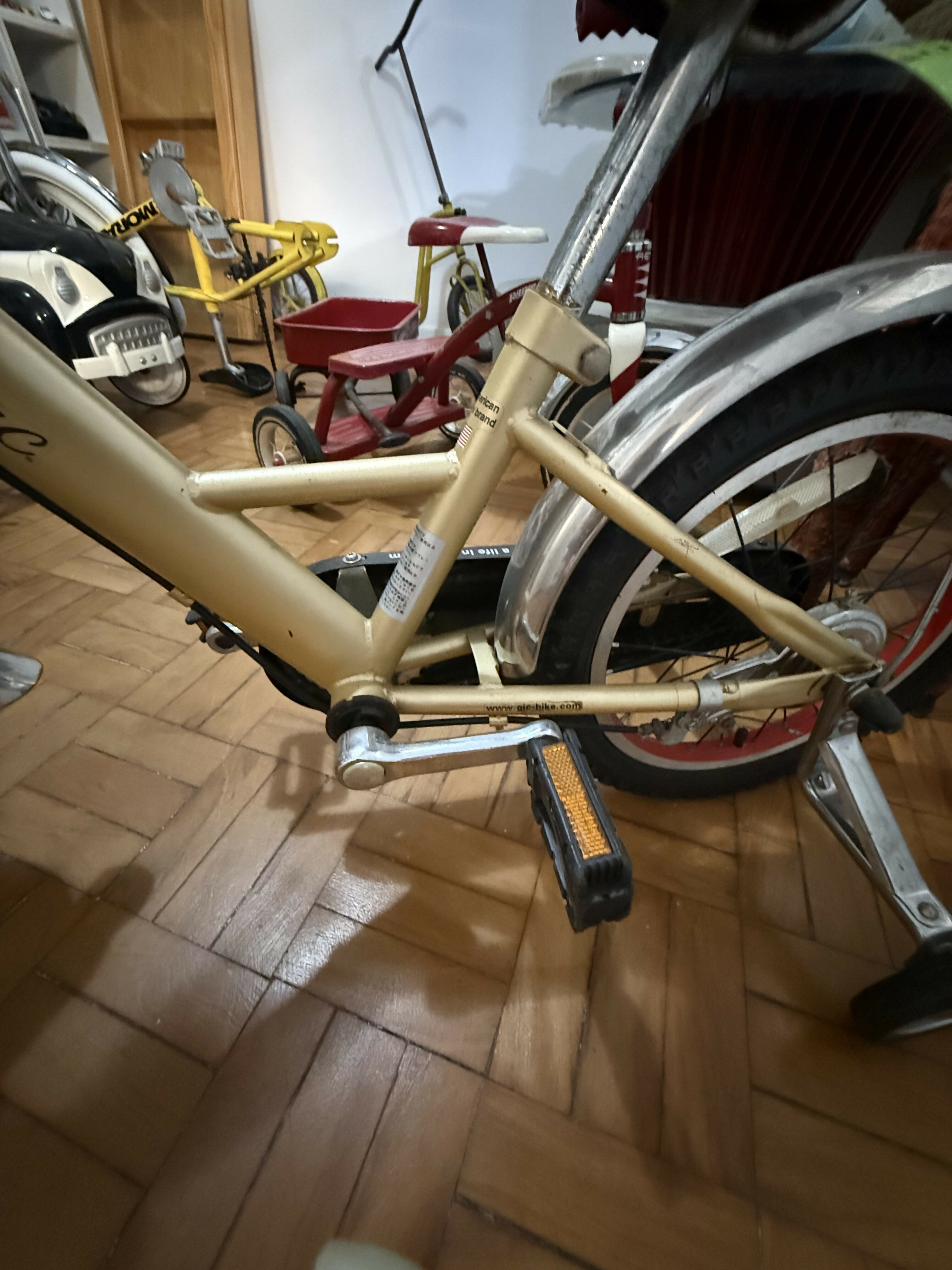 Bicicleta Infantil Cadillac – Peça Vintage Rara | Colecionável