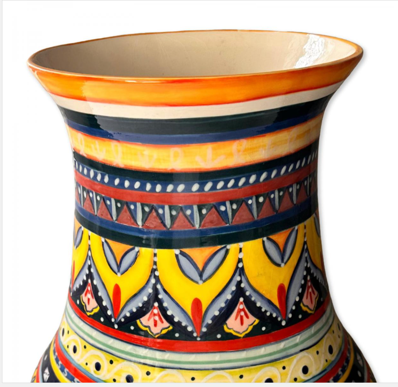 Vaso decorativo em cerâmica policromada com pintura feita à mão (DMCPS_581)