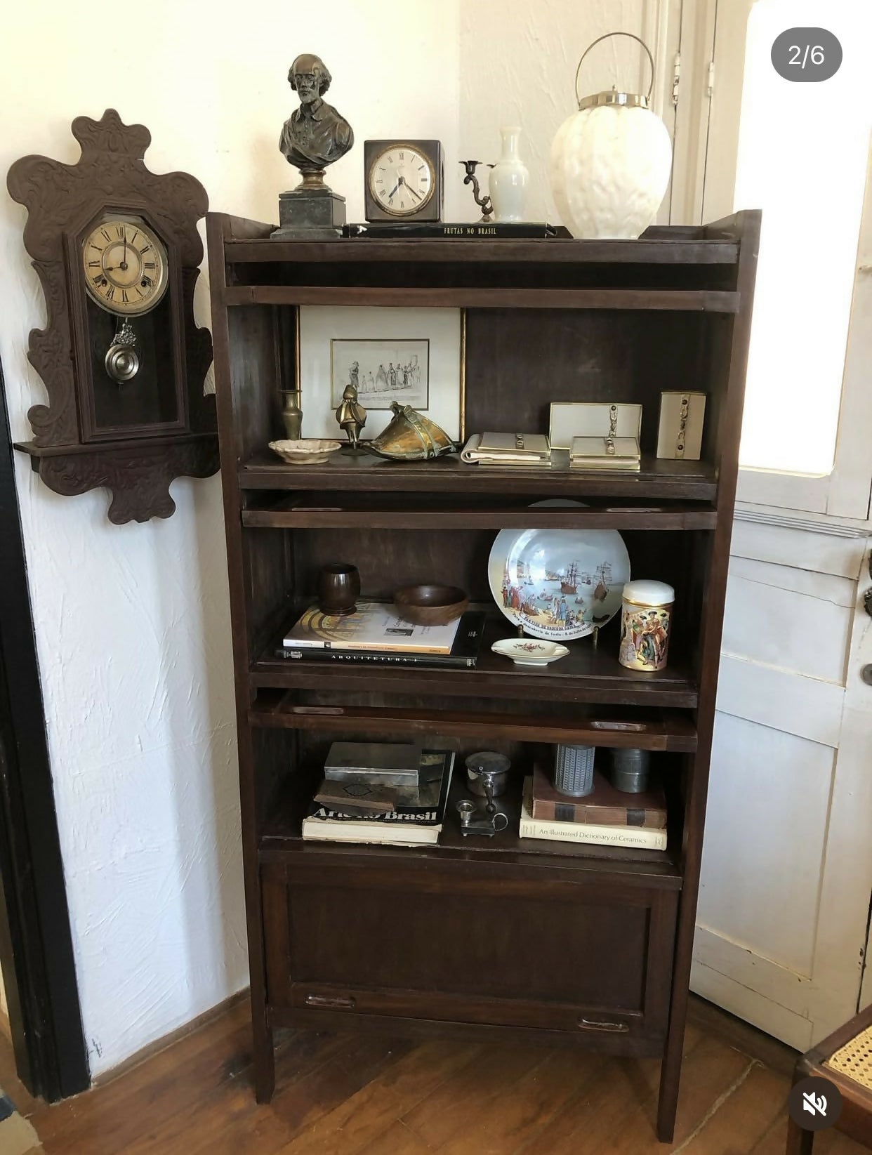 Estante / Livreiro Basculante