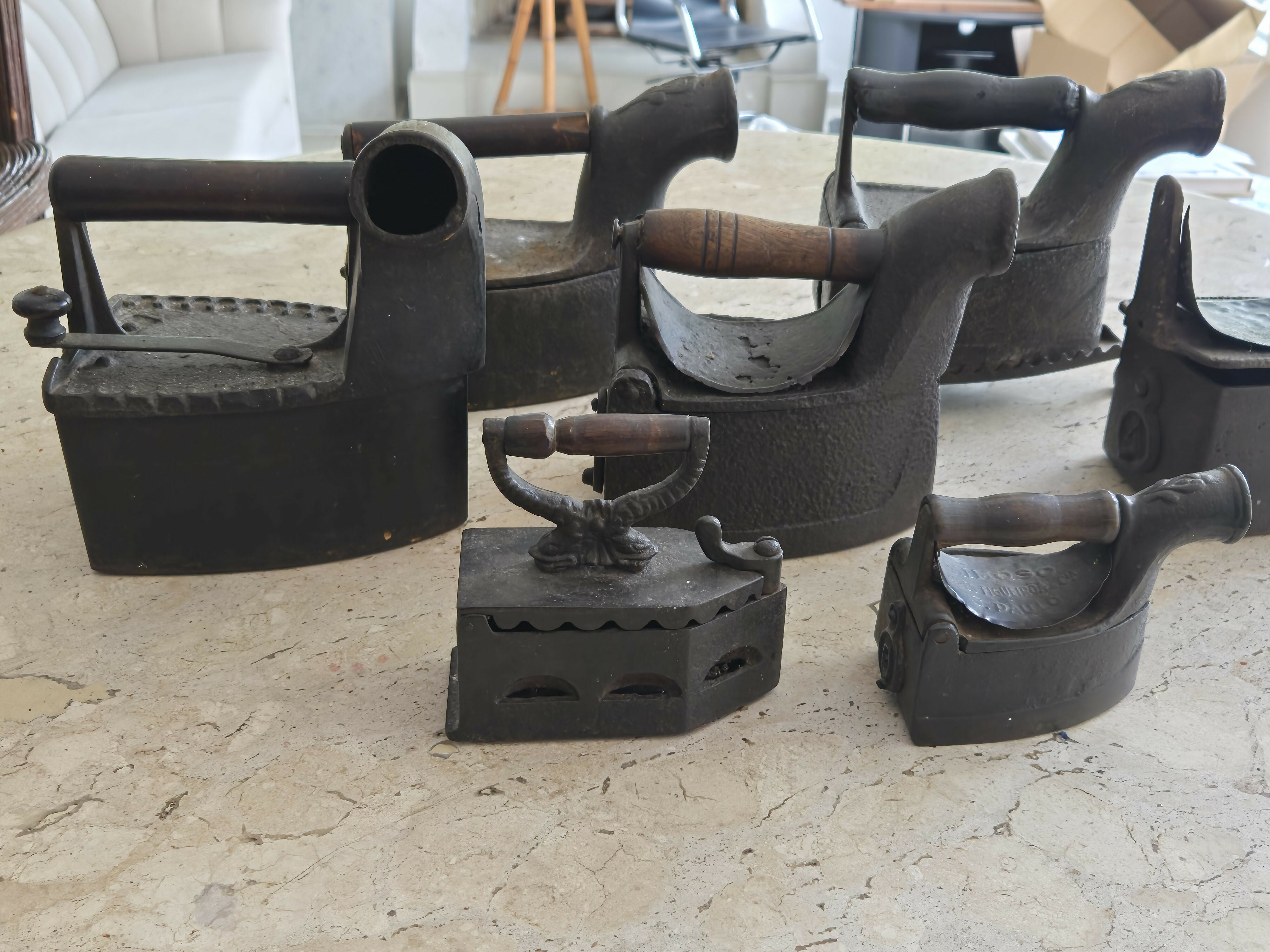 Lote de 7 Ferros de passar antigos - Coleção mineira