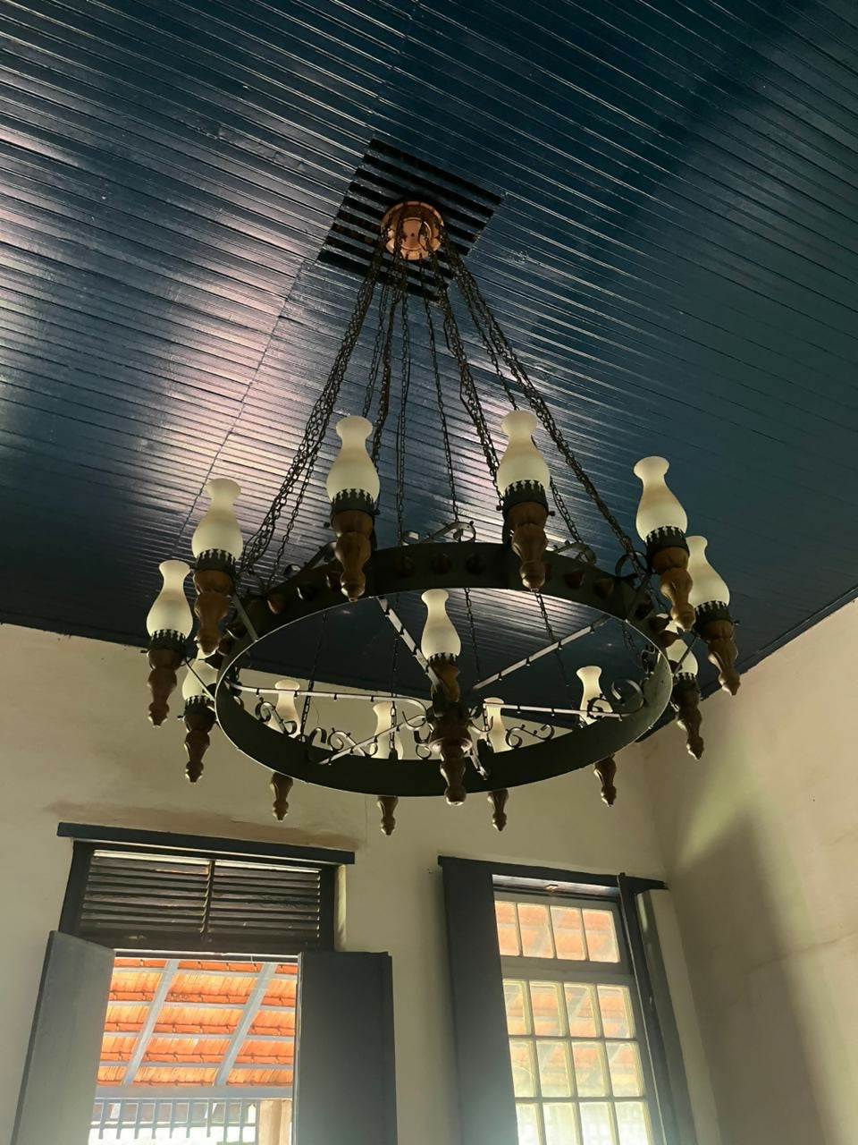 LUSTRES OPALINOS ANOS 80 (temos vários)