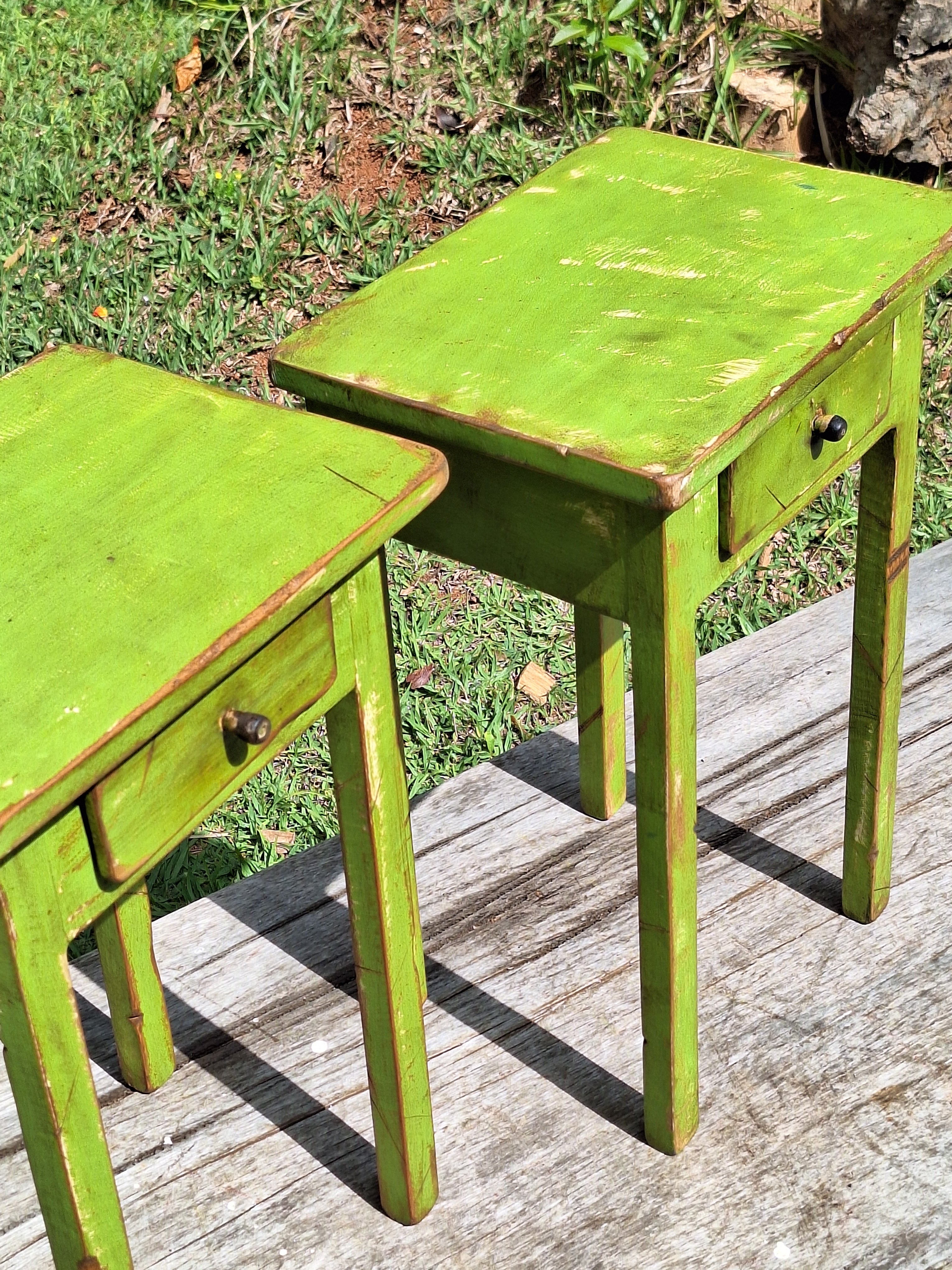 Mesa Cabeceira Madeira Maciça Tinta Gasta Garimpo Mineiro (Valor unitário)