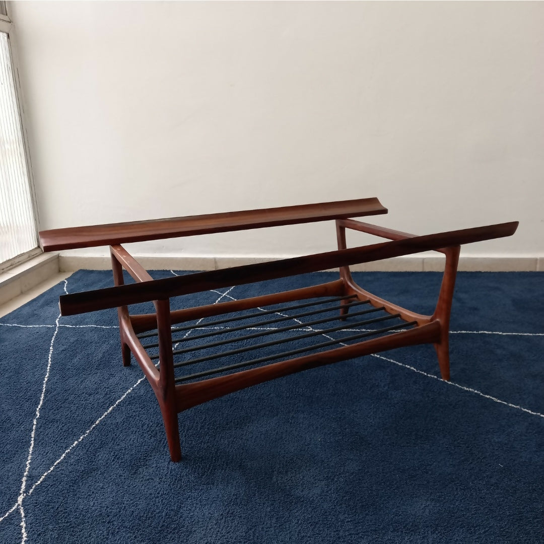 MESA DE CENTRO GIUSEPPE SCAPINELLI ANOS 50