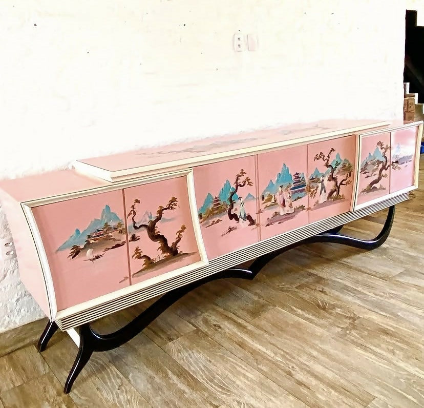 Buffet anos 50 em Chinoiserie Rosa