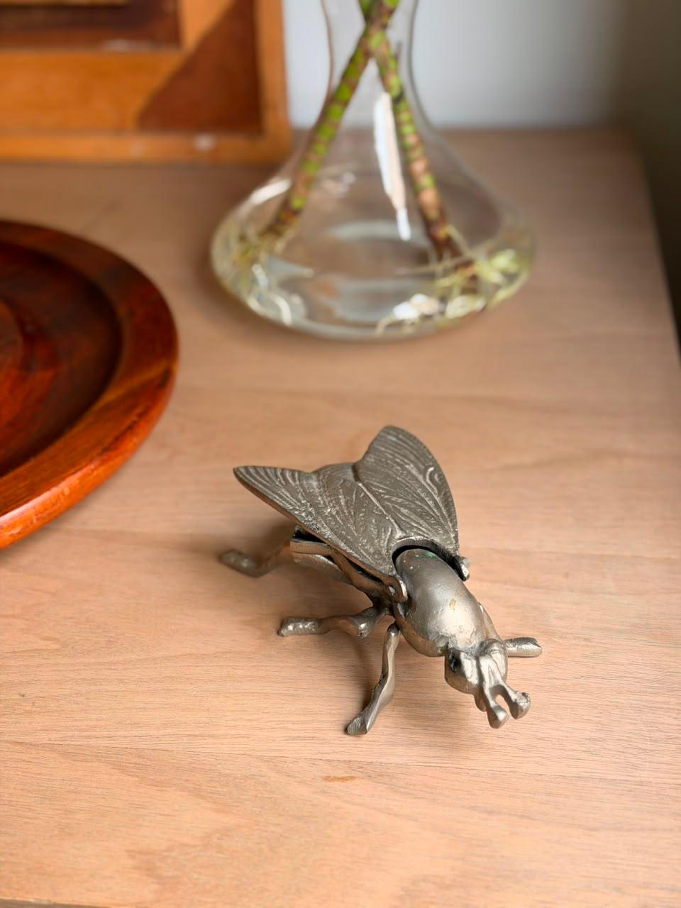 Cinzeiro mosca em bronze
