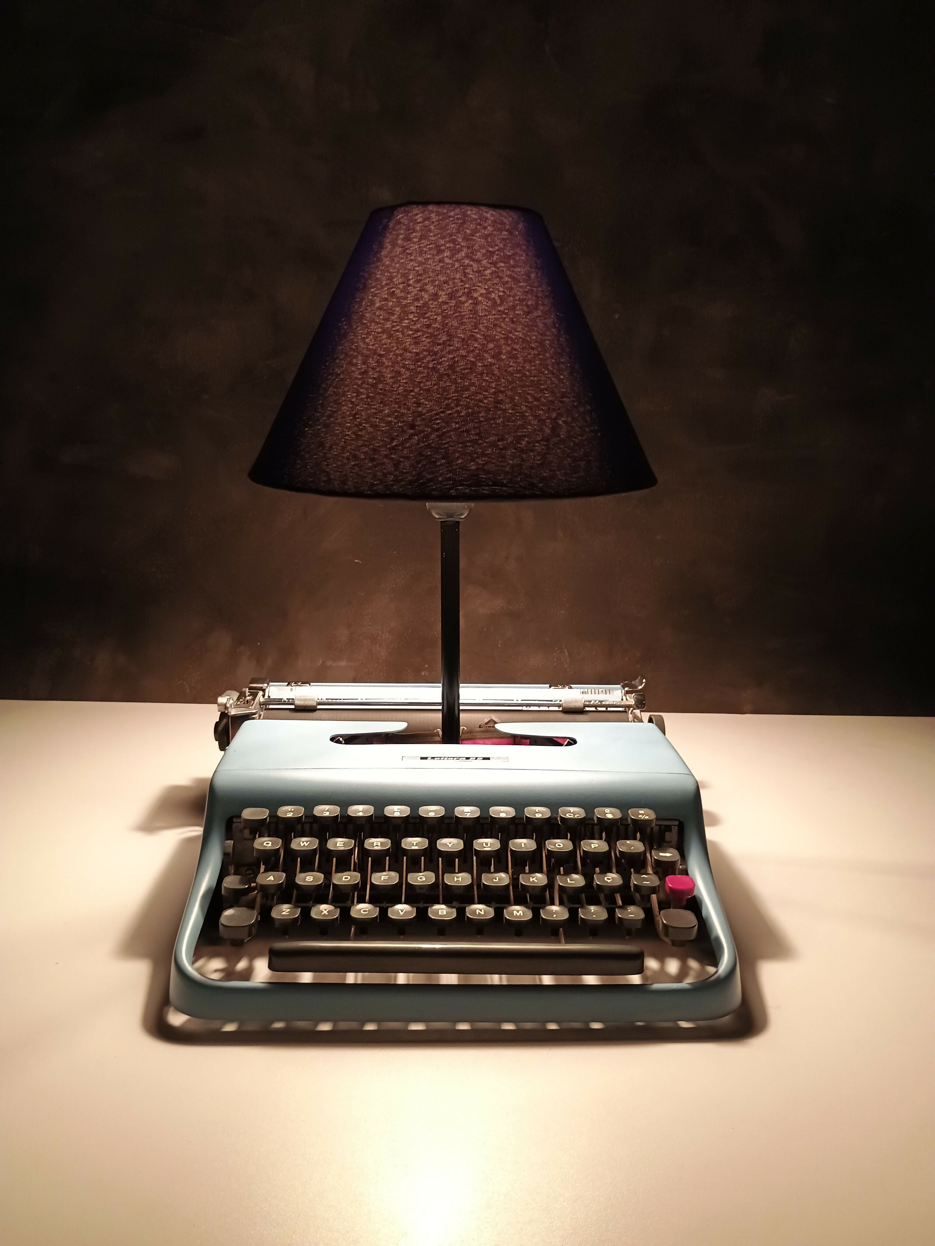 Luminária Máquina de Escrever Azul 🩵