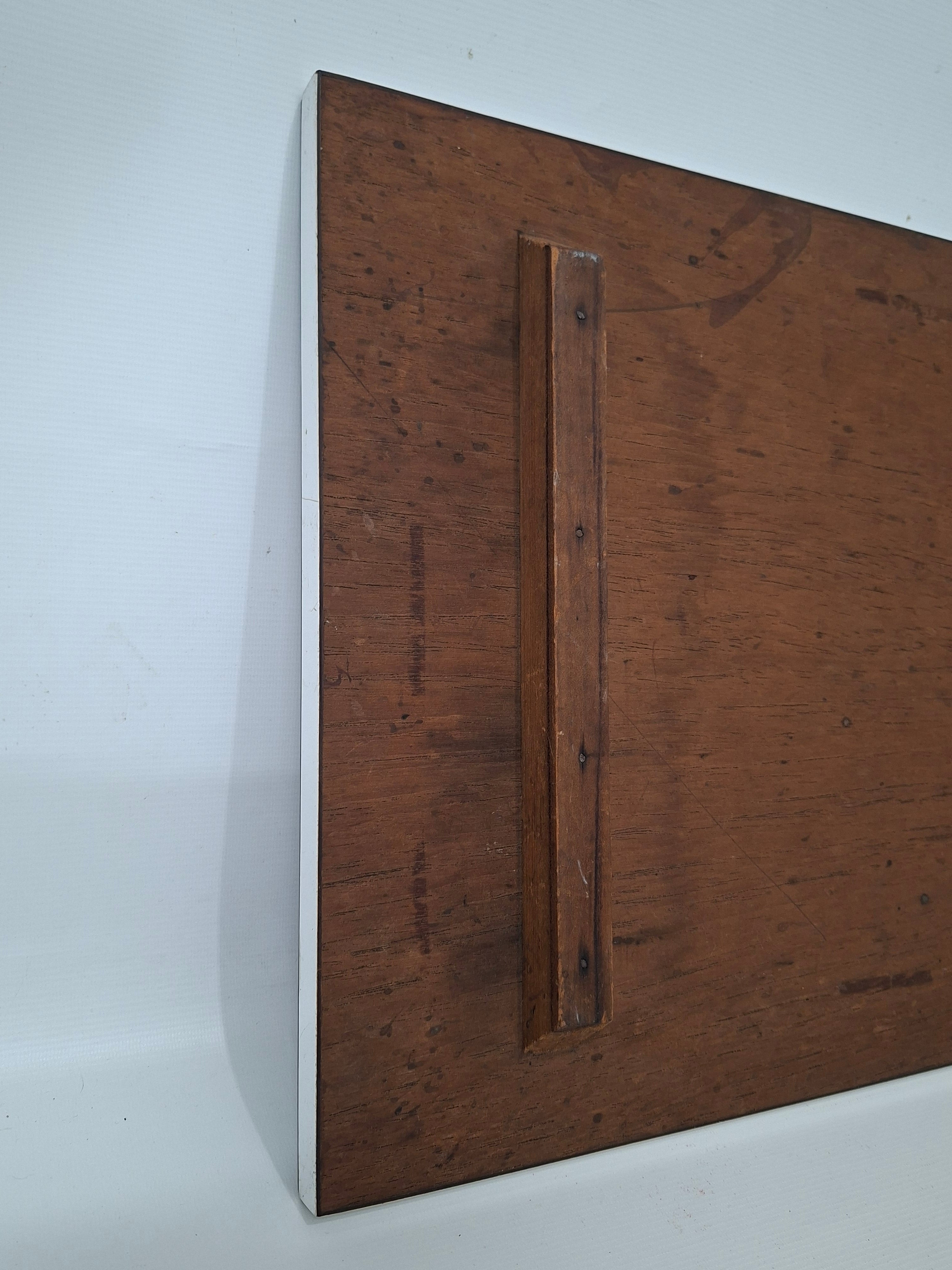 Bandeja Design Anos 60 em Fórmica Flutuante