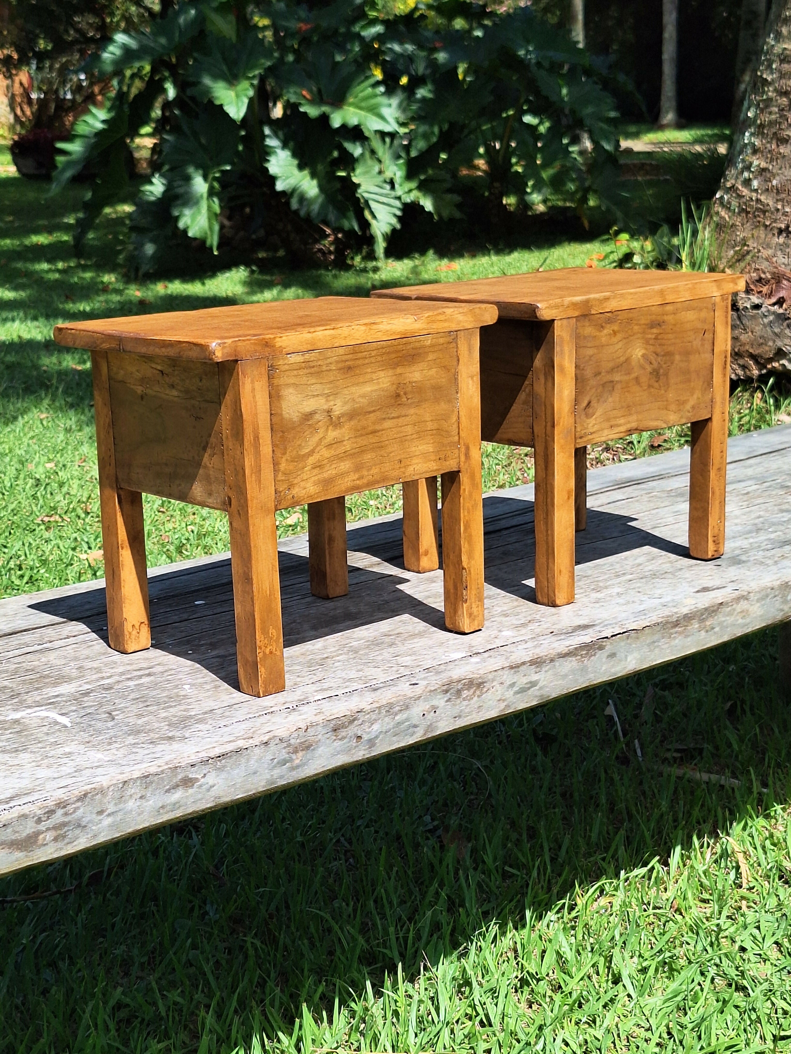 Mesinha/Banquinho Com Gaveta Madeira Maciça Garimpo Mineiro (Valor Unitário)