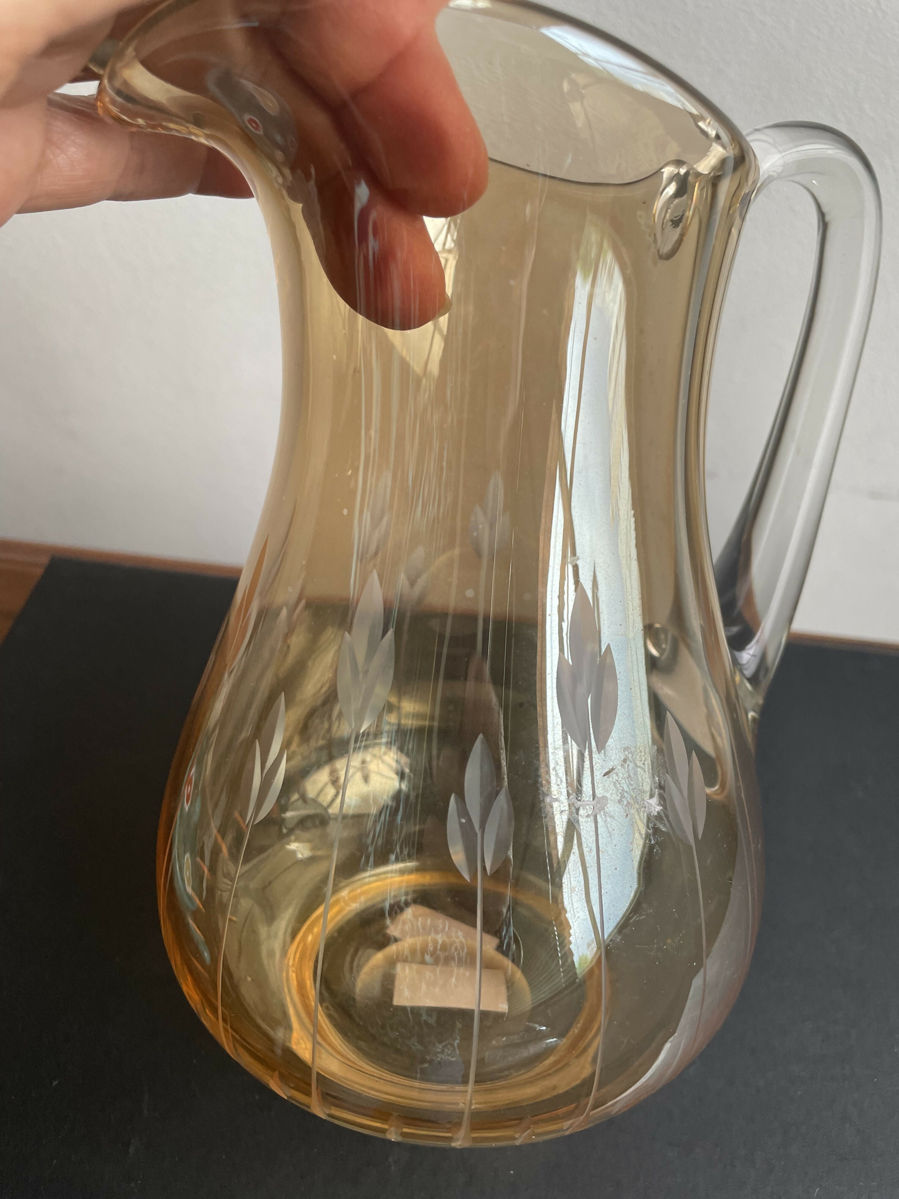 Jarra de cristal ambar