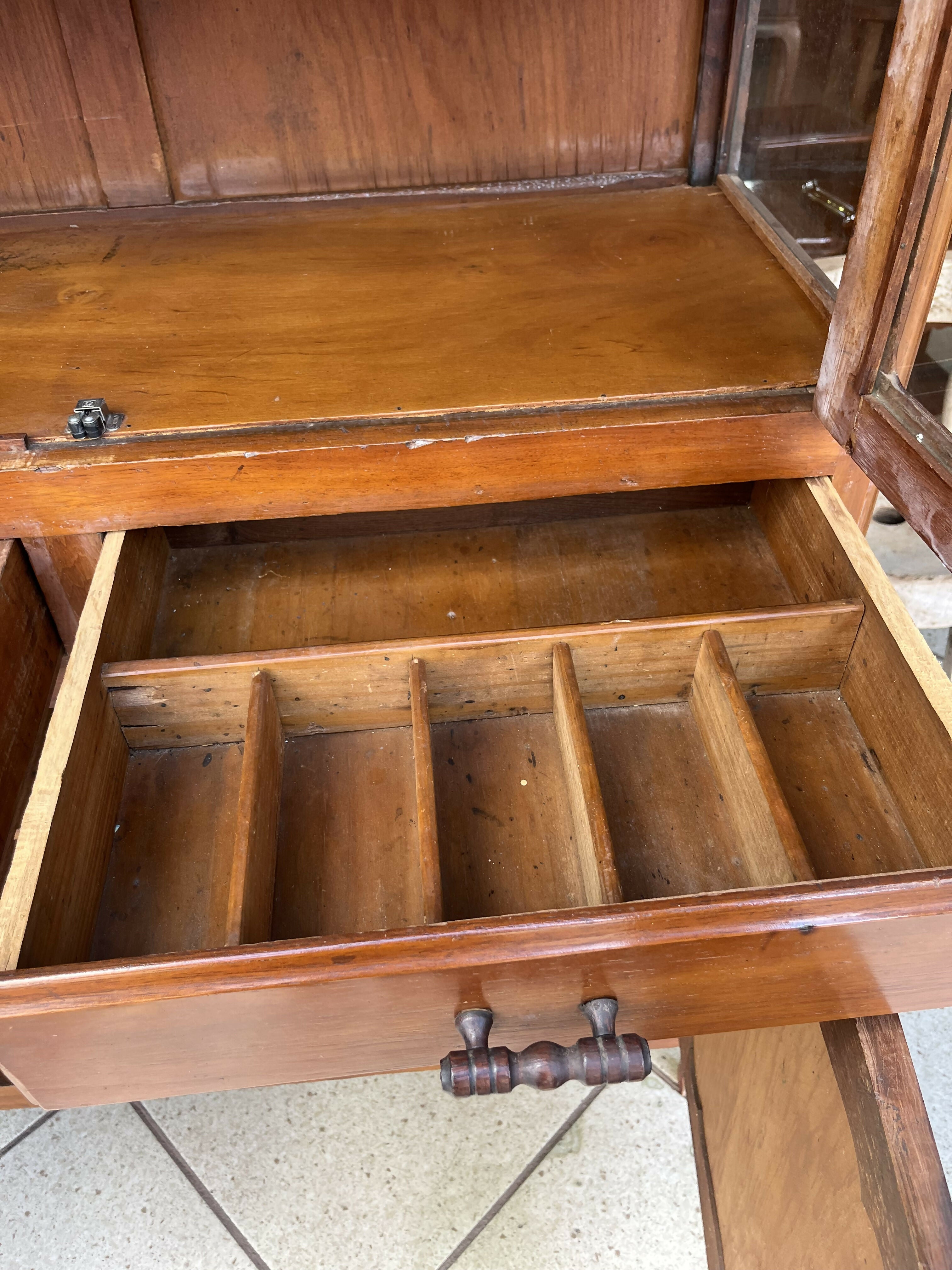 GUARDA COMIDA ANTIGO EM PERFEITO ESTADO