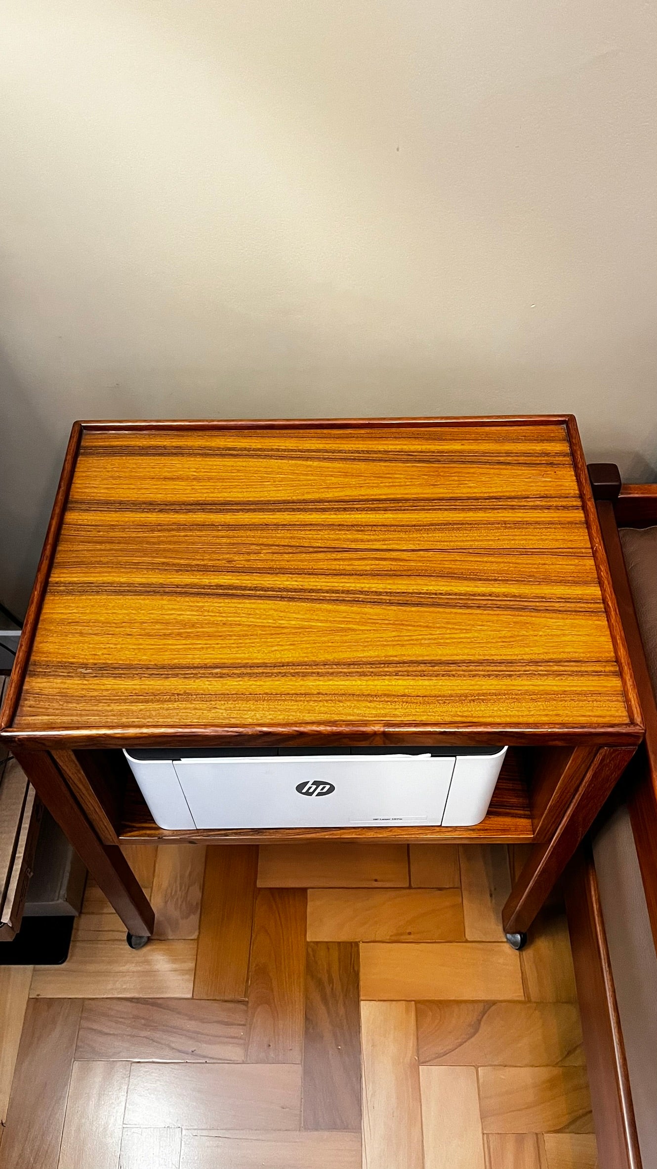 (Par) Mesa Lateral Auxiliar Madeira Anos 70