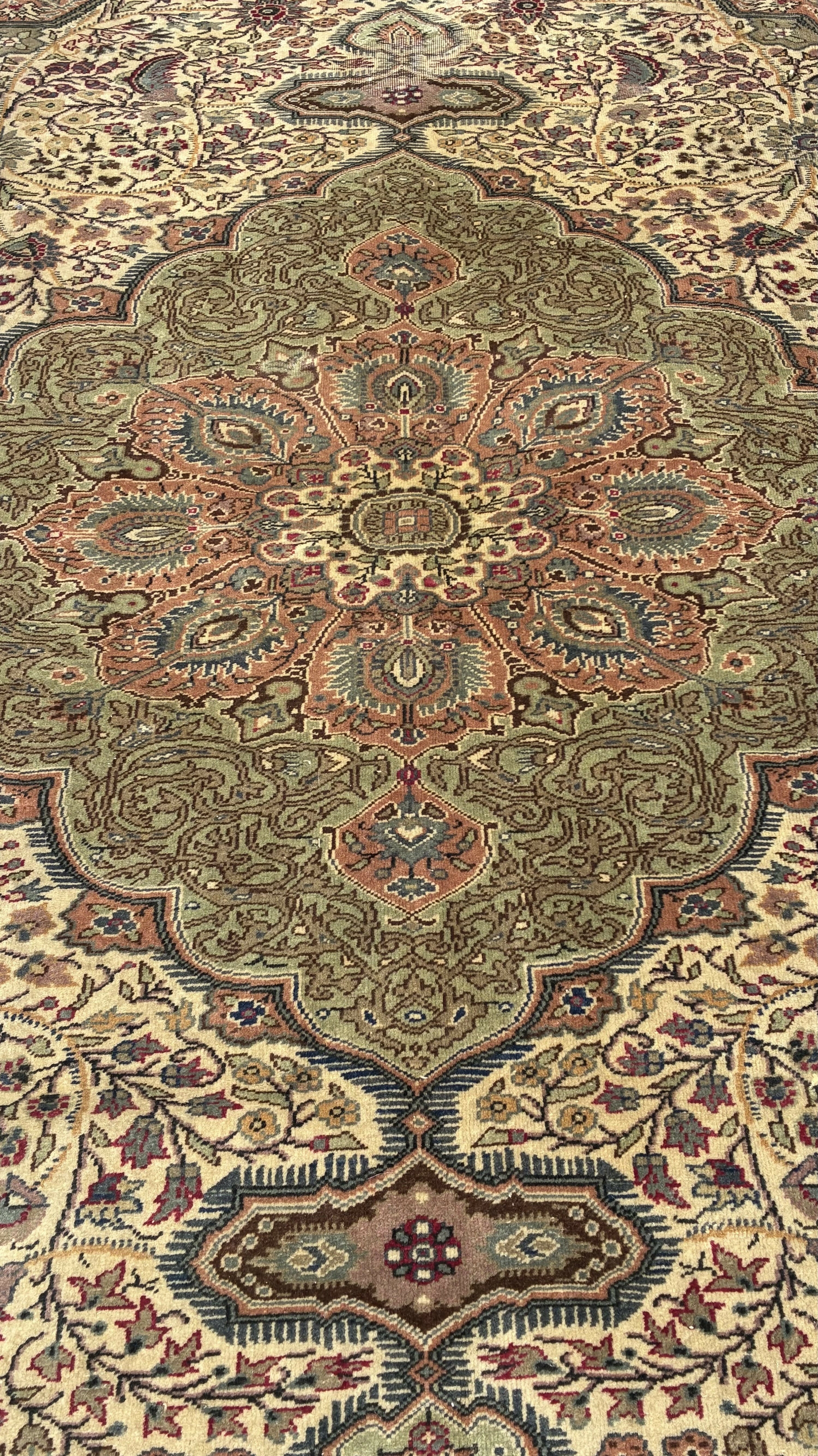 Tapete Turco Feito à Mão