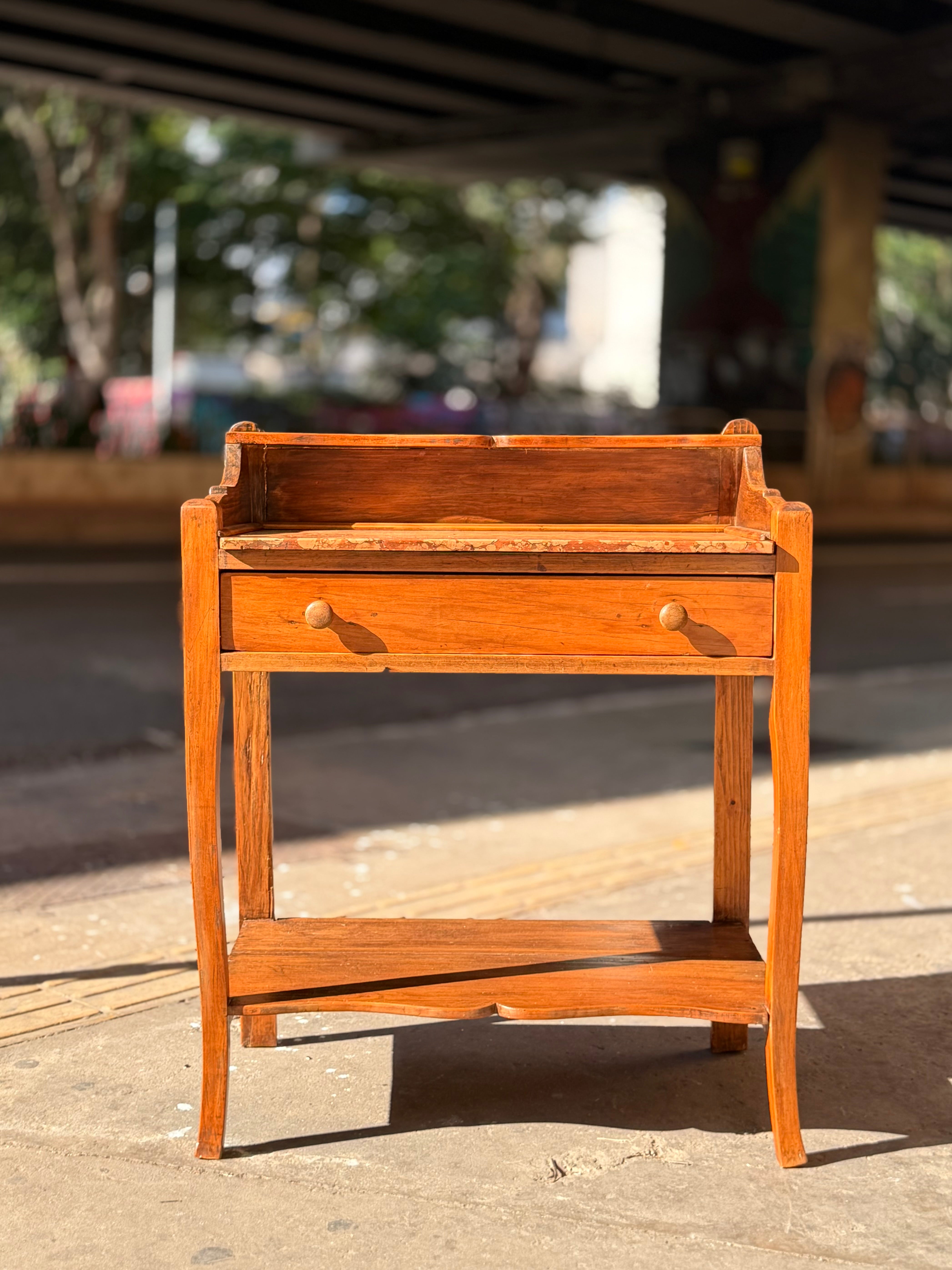 Mesa / Aparador / Console Art Deco em Imbuia com tampo em mármore - anos 40 