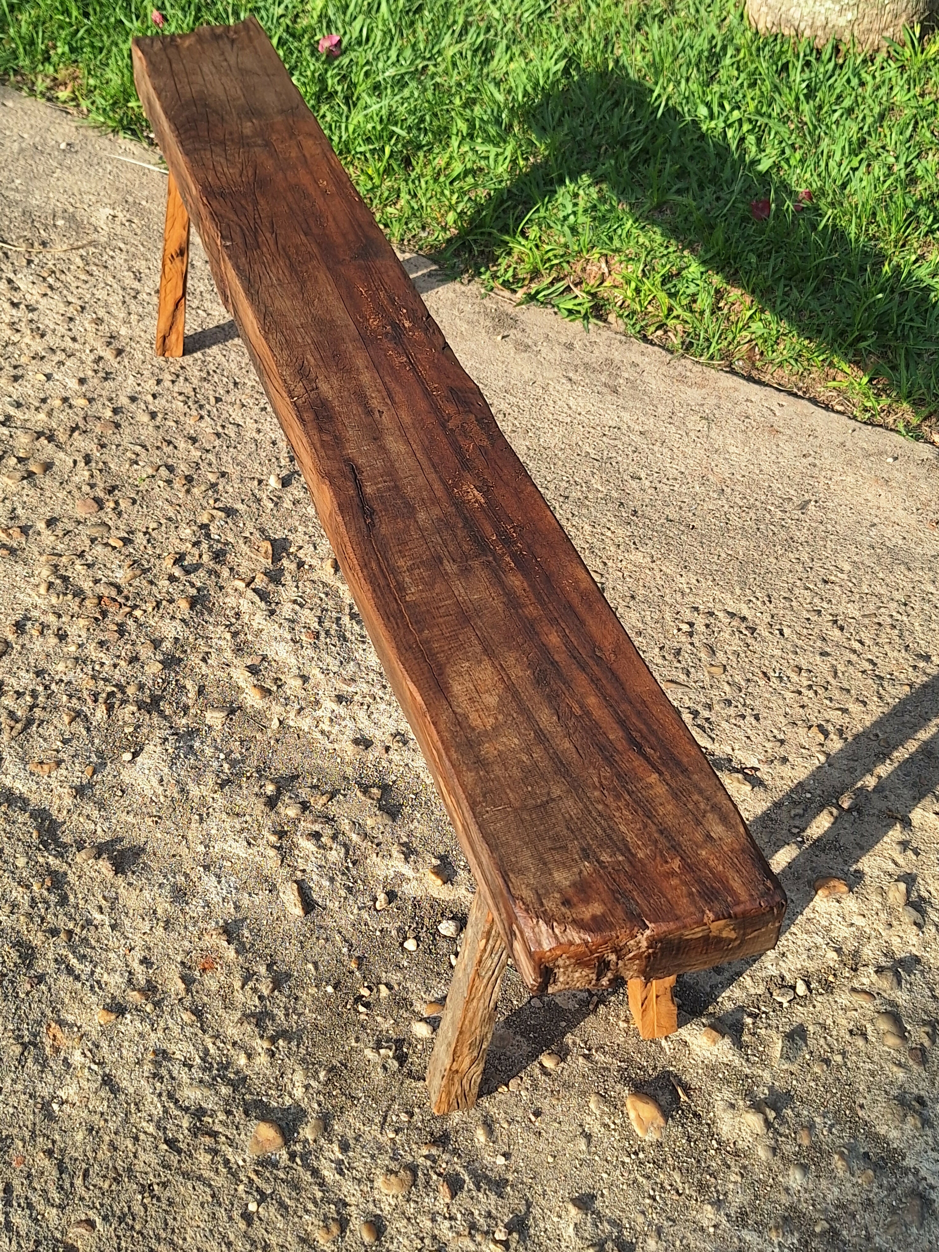 Banco de Dormente Rústico Madeira Maciça Garimpo Mineiro