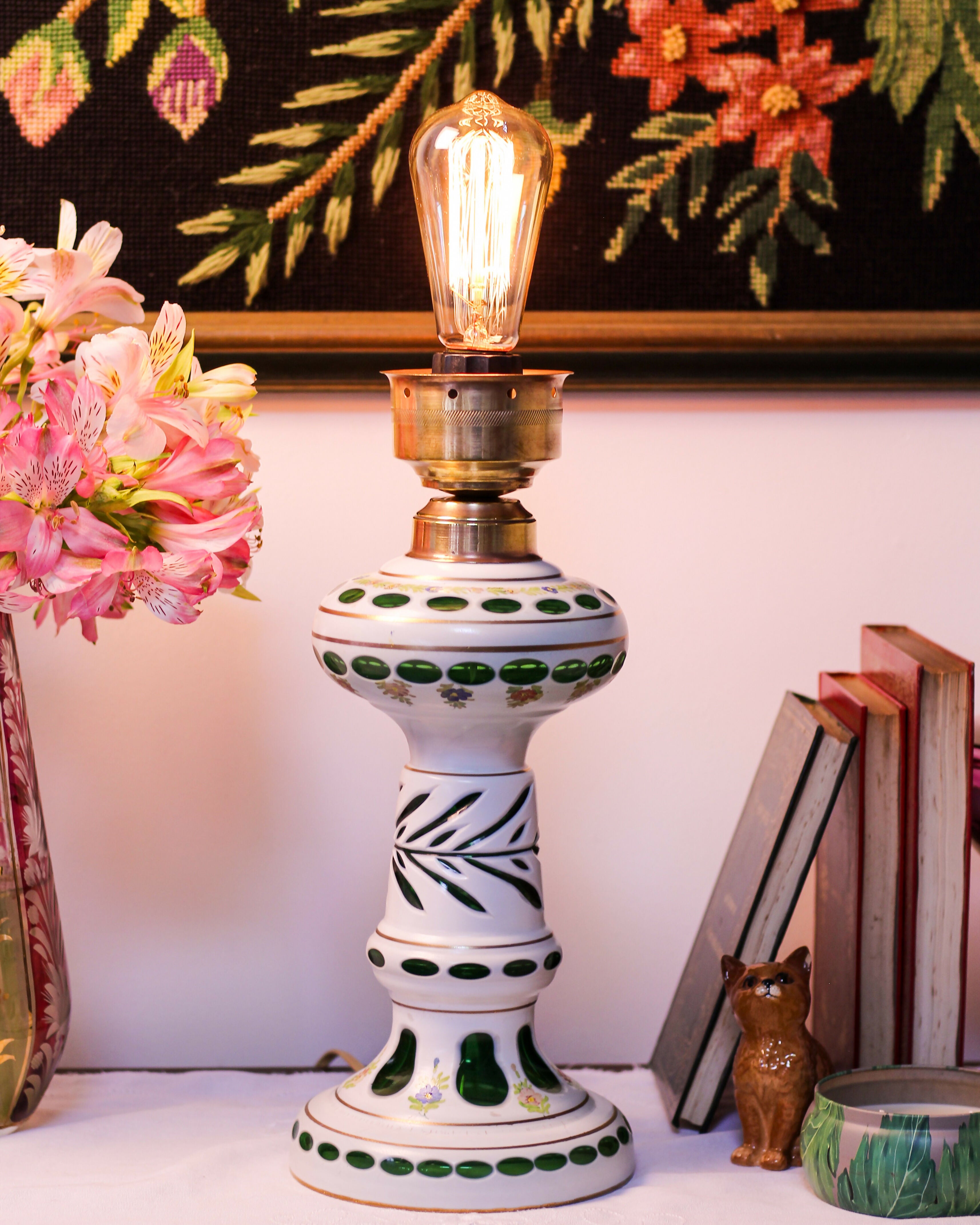 Abajur em cristal overlay pintado à mão