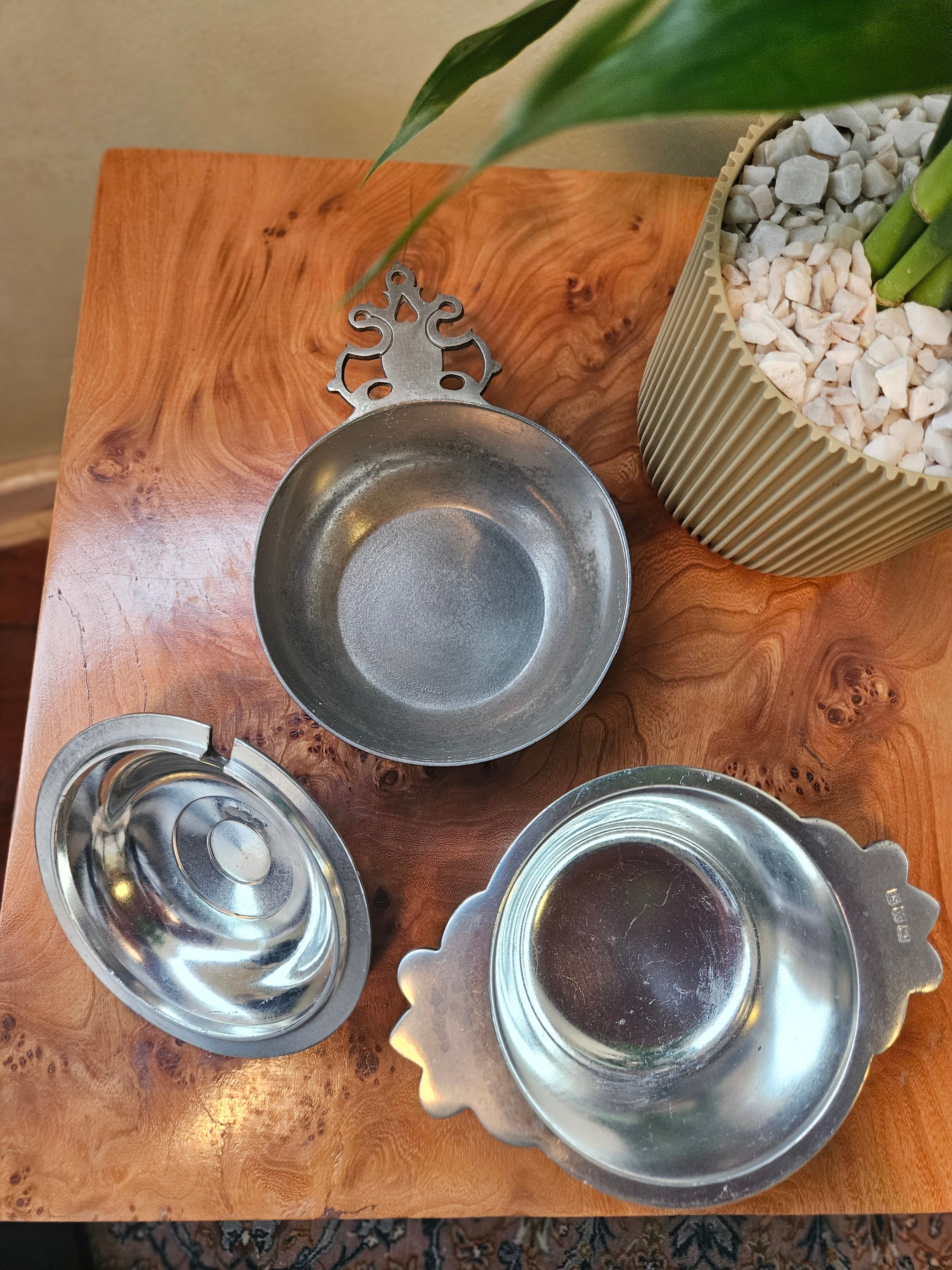 Estanho John Somers JS MG - Açucareiro e Tigela Porringer