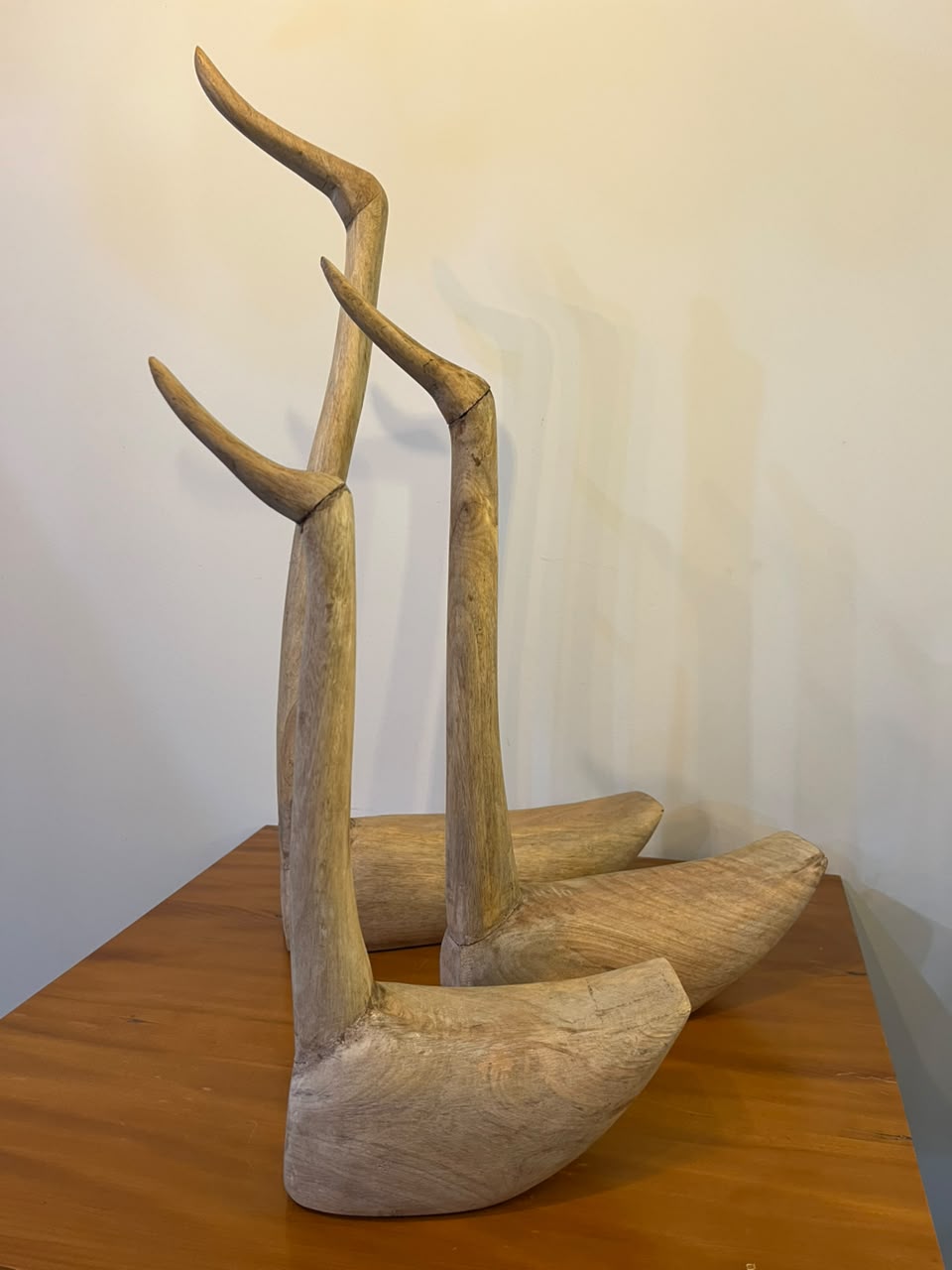 Trio de esculturas de aves em madeira — Made in India