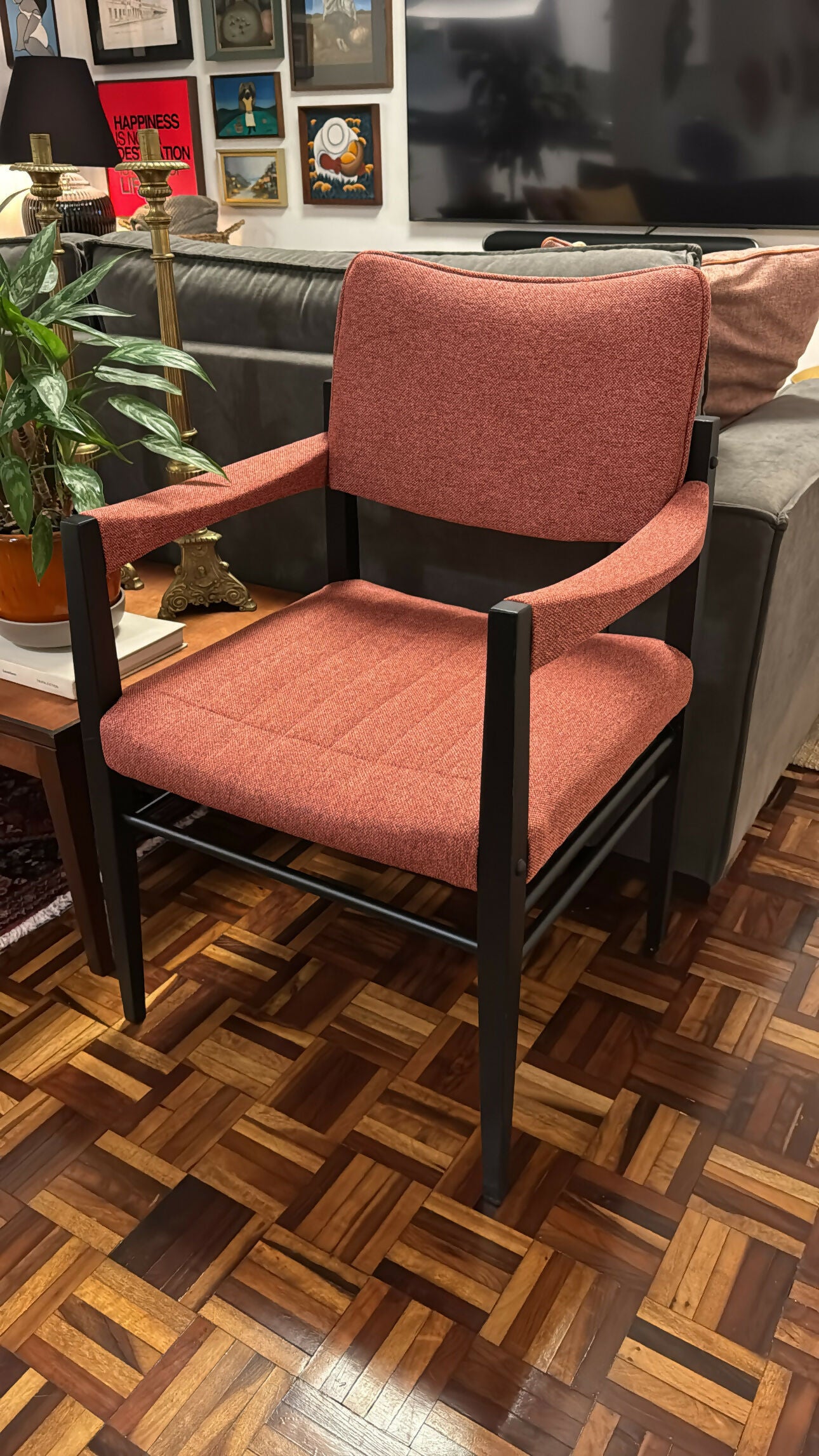 Poltrona Cimo (valor unitário - 2 peças disponíveis)