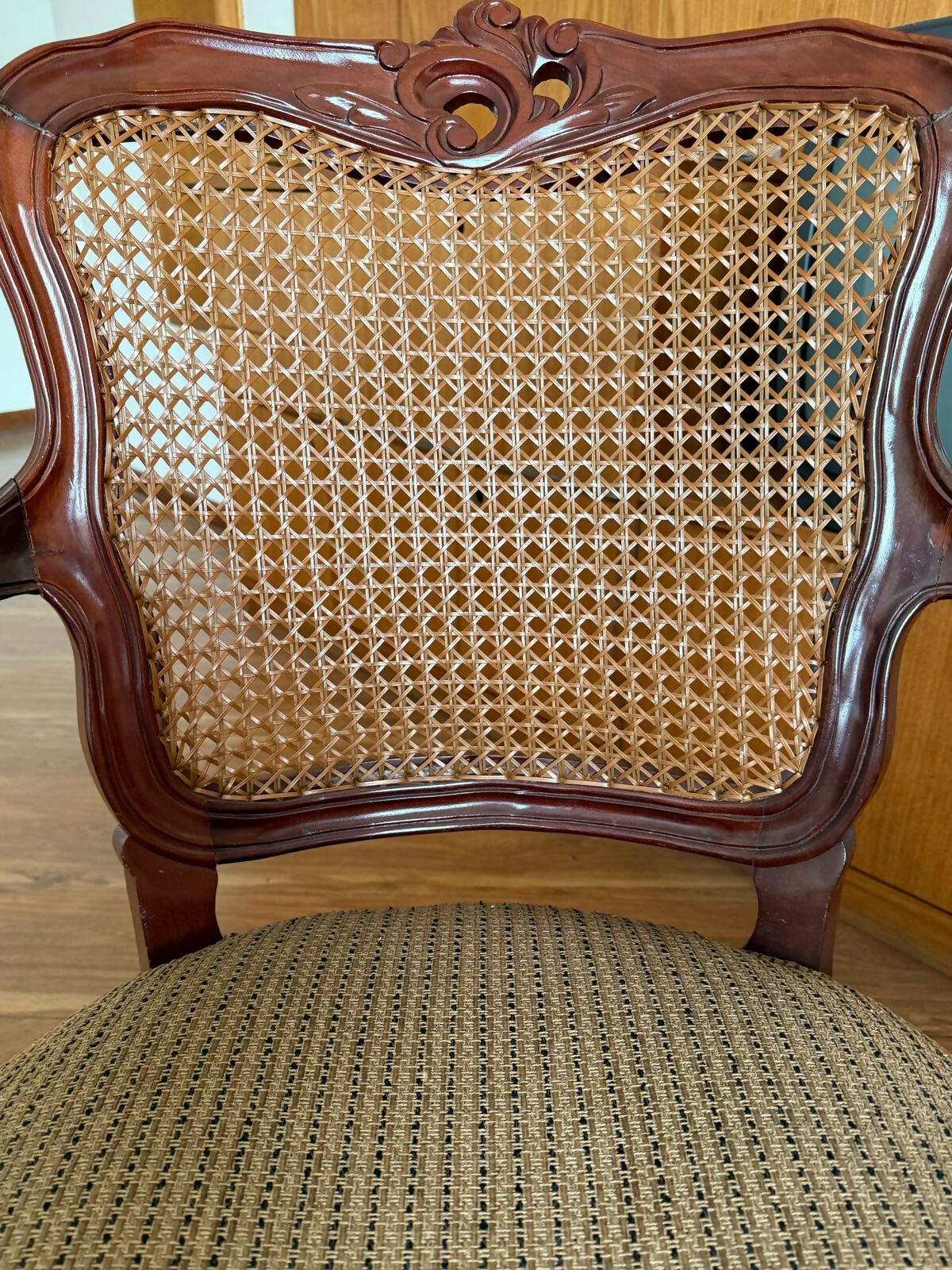 Par de Poltronas estilo Luiz XV