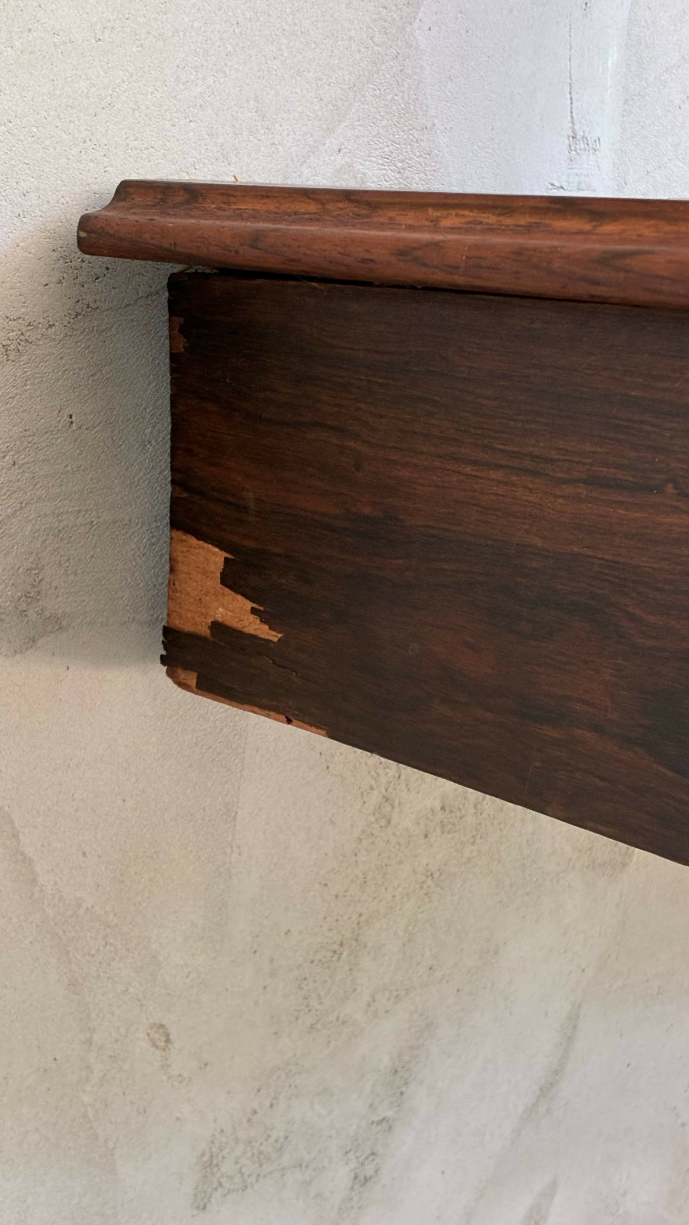 Aparador Clássico em Madeira