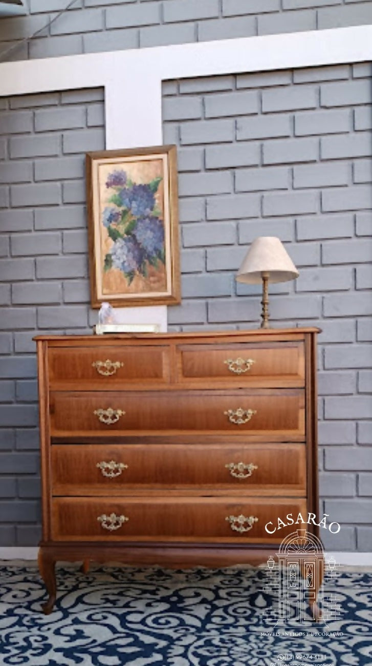 Cômoda provençal em imbuia (restaurada)