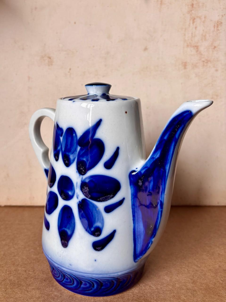 Bule em porcelana Monte Sião azul e branca pintado à mão (DMCPS_544)