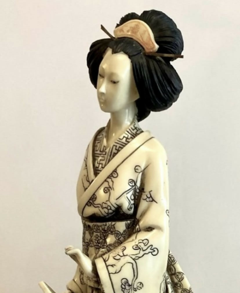 Escultura de gueixas