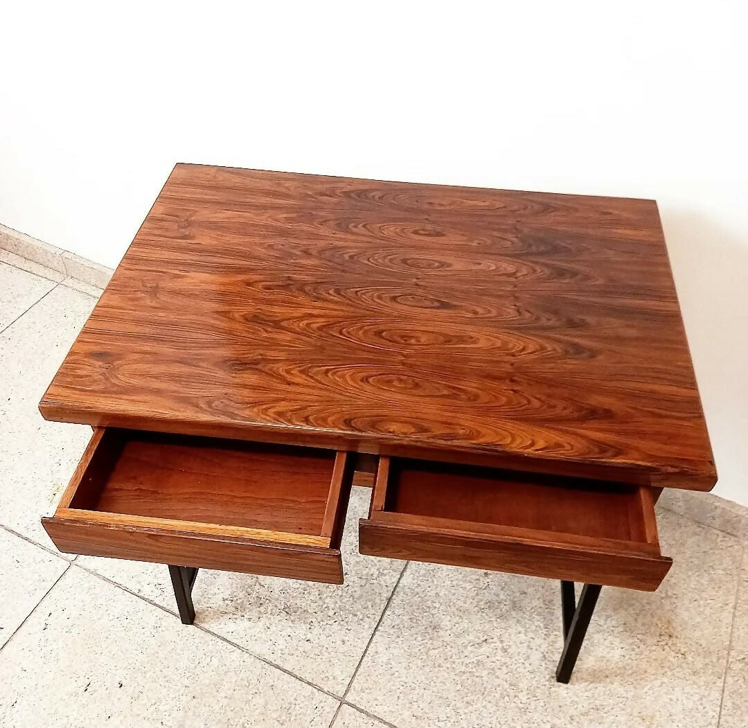 ESCRIVANINHA EM JACARANDÁ E FERRO ANOS 60