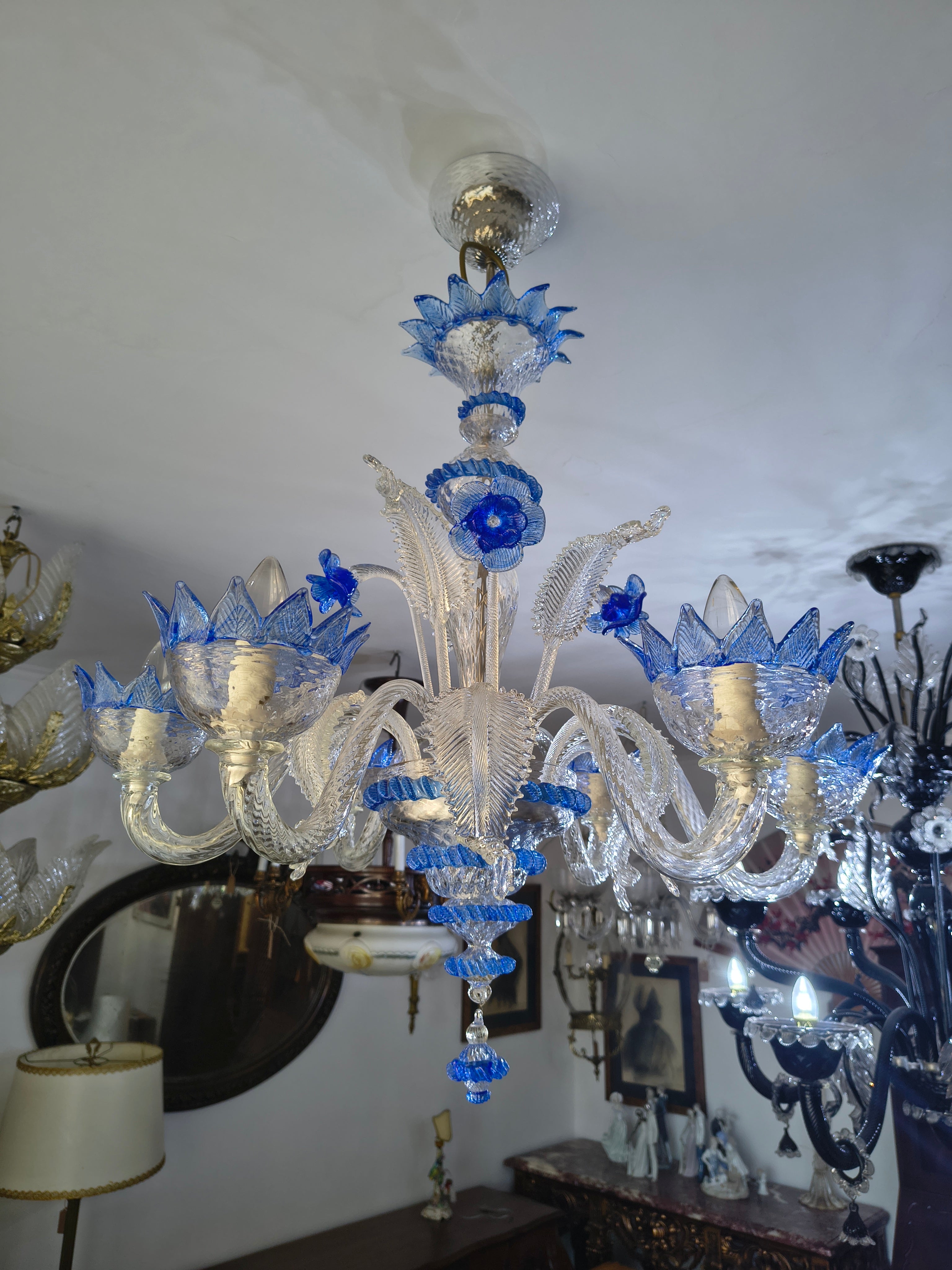 Lustre de Murano com detalhes em azul 