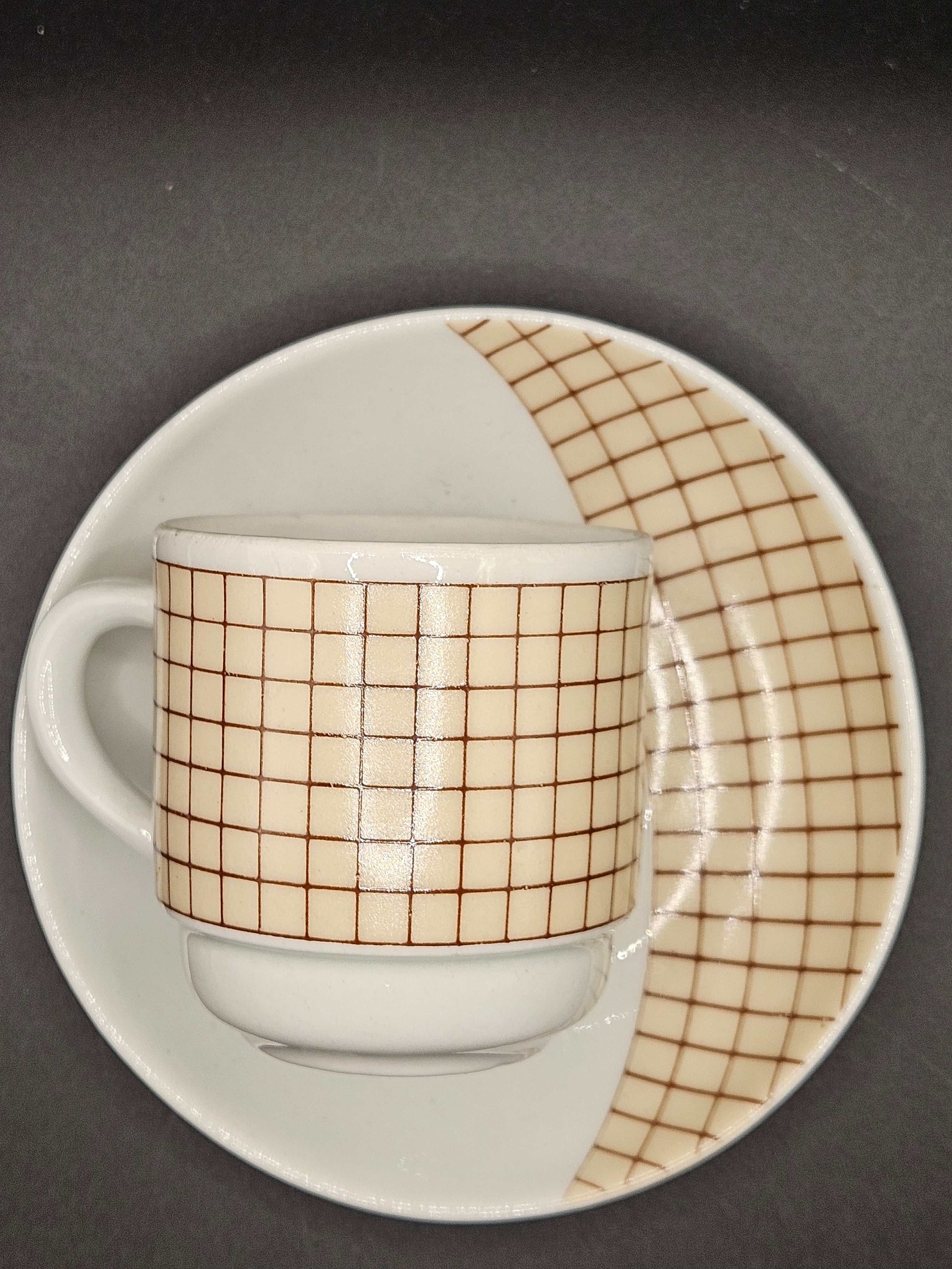 Xícara de Café Porcelana Pozzani Anos 70 Xadrez -  Jogo com 4 xícaras completas