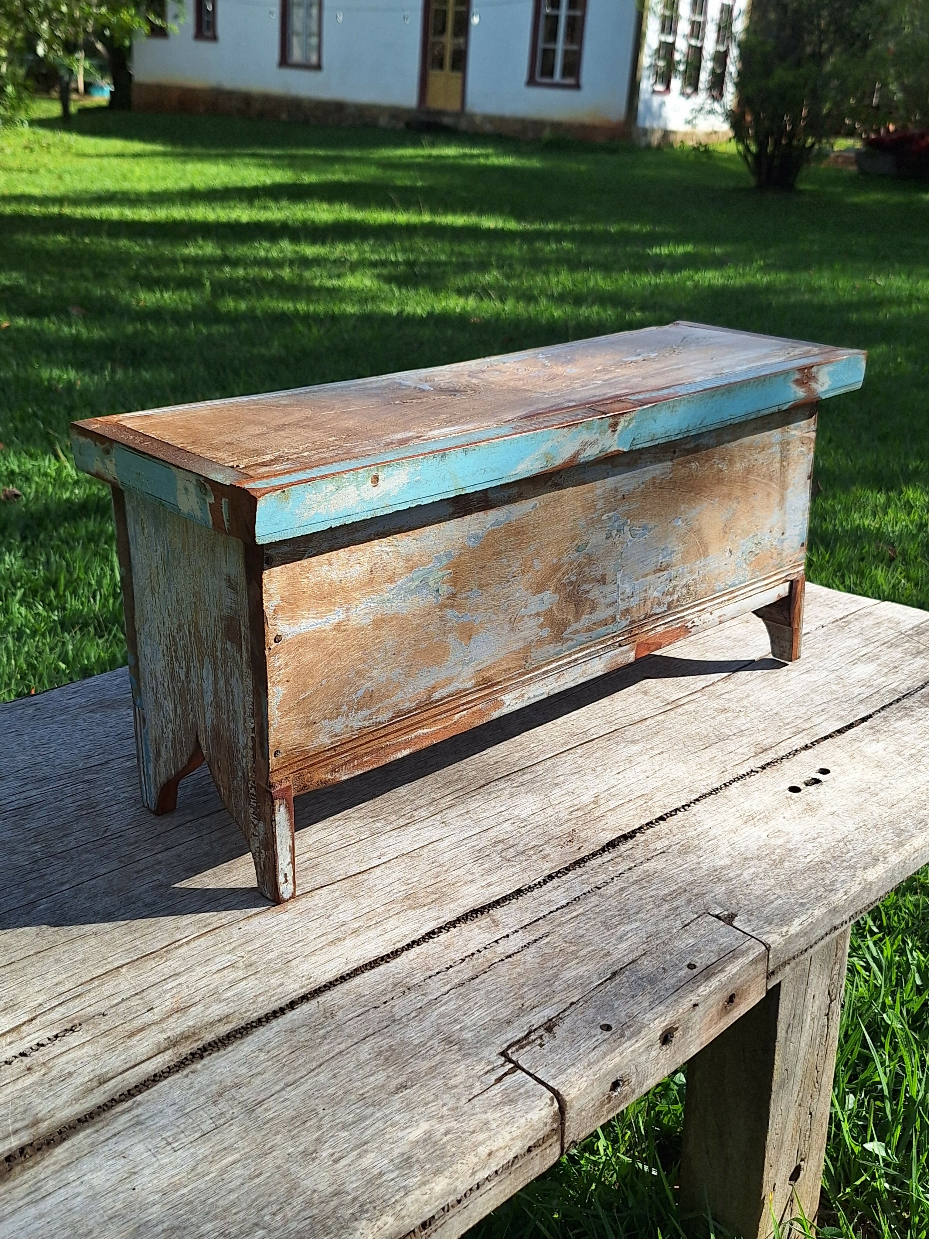 Baú Rústico Tinta Gasta Madeira Maciça Garimpo Mineiro