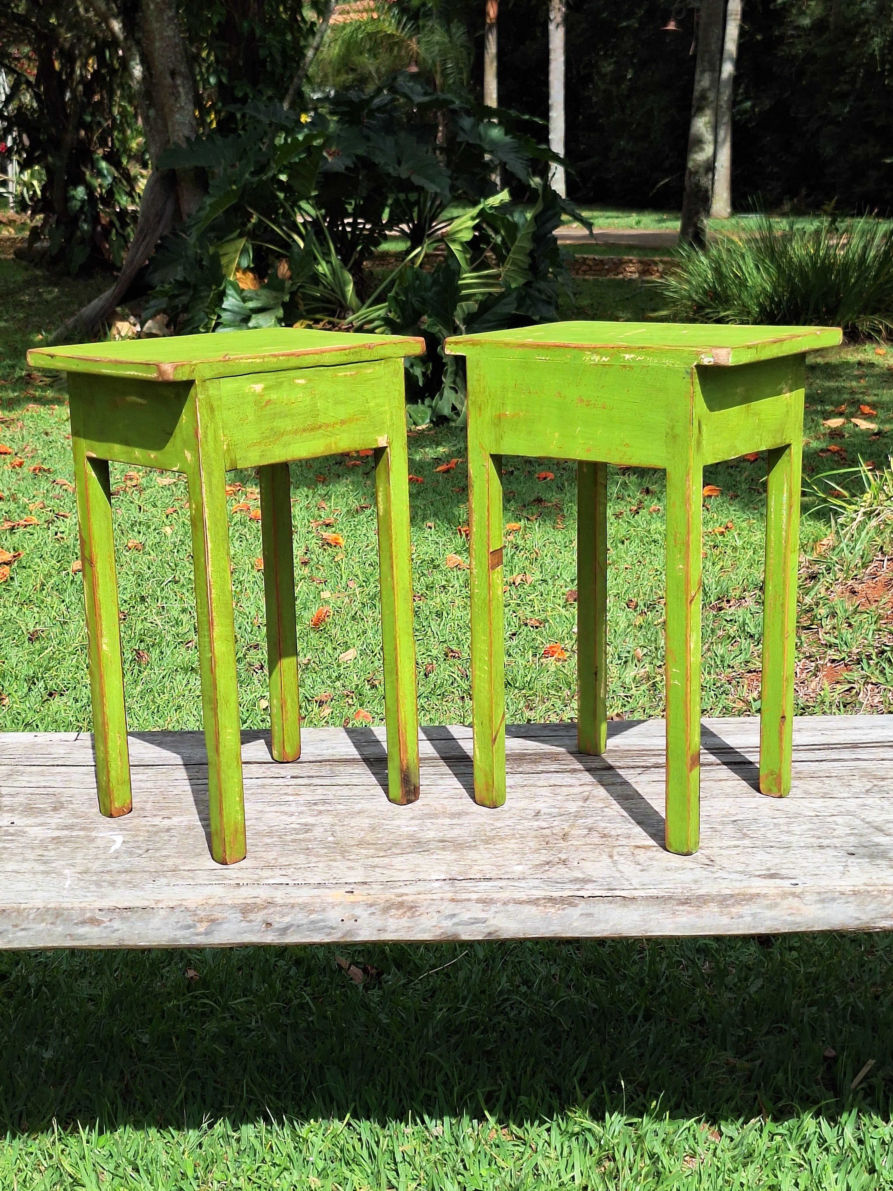 Mesa Cabeceira Madeira Maciça Tinta Gasta Garimpo Mineiro (Valor unitário)