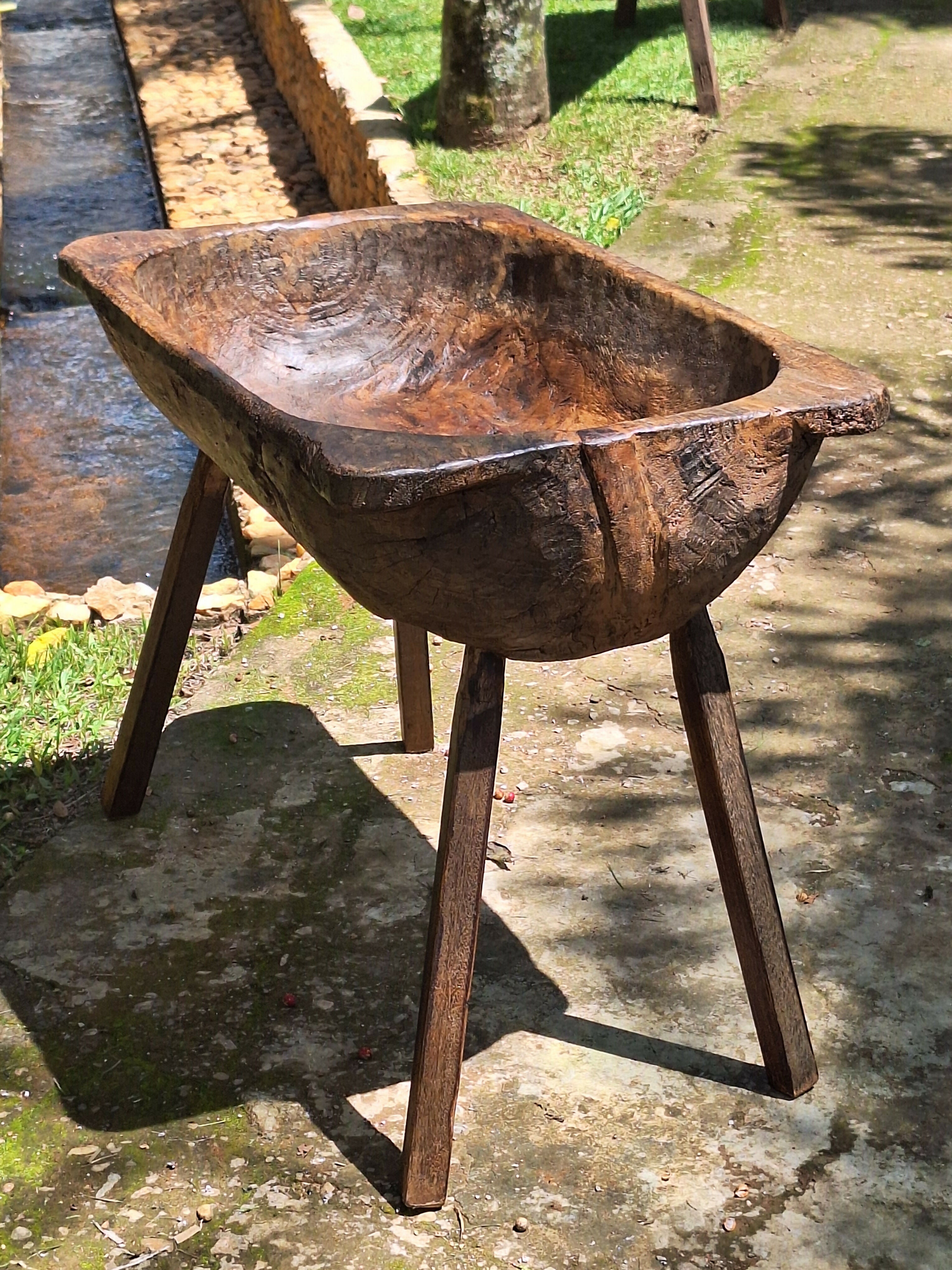 Gamela Antiga com Pés Madeira Maciça Garimpo Mineiro