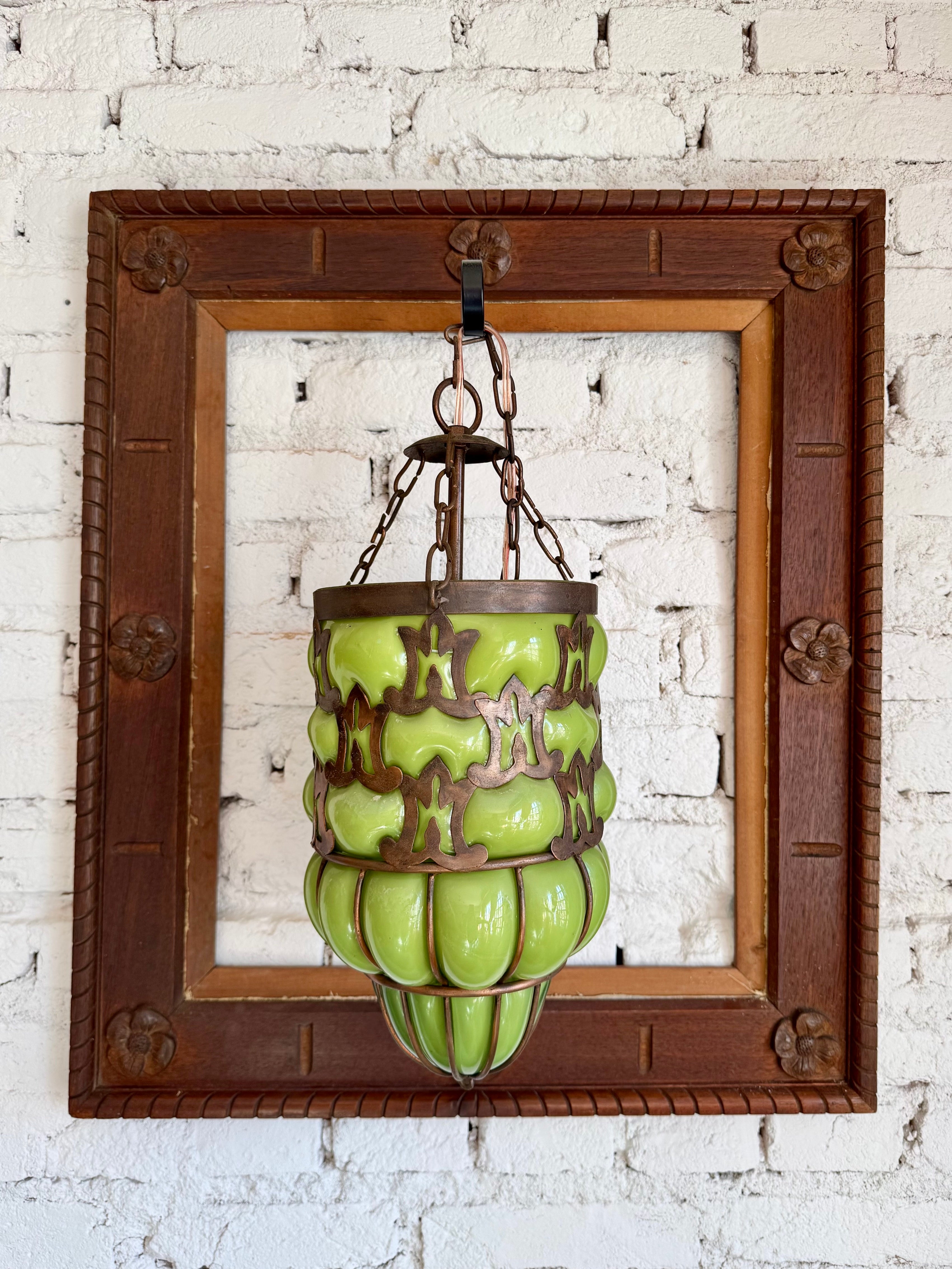 Linda Luminária / Lustre em Vidro Soprado Bombê verde - Elétrica Renovada