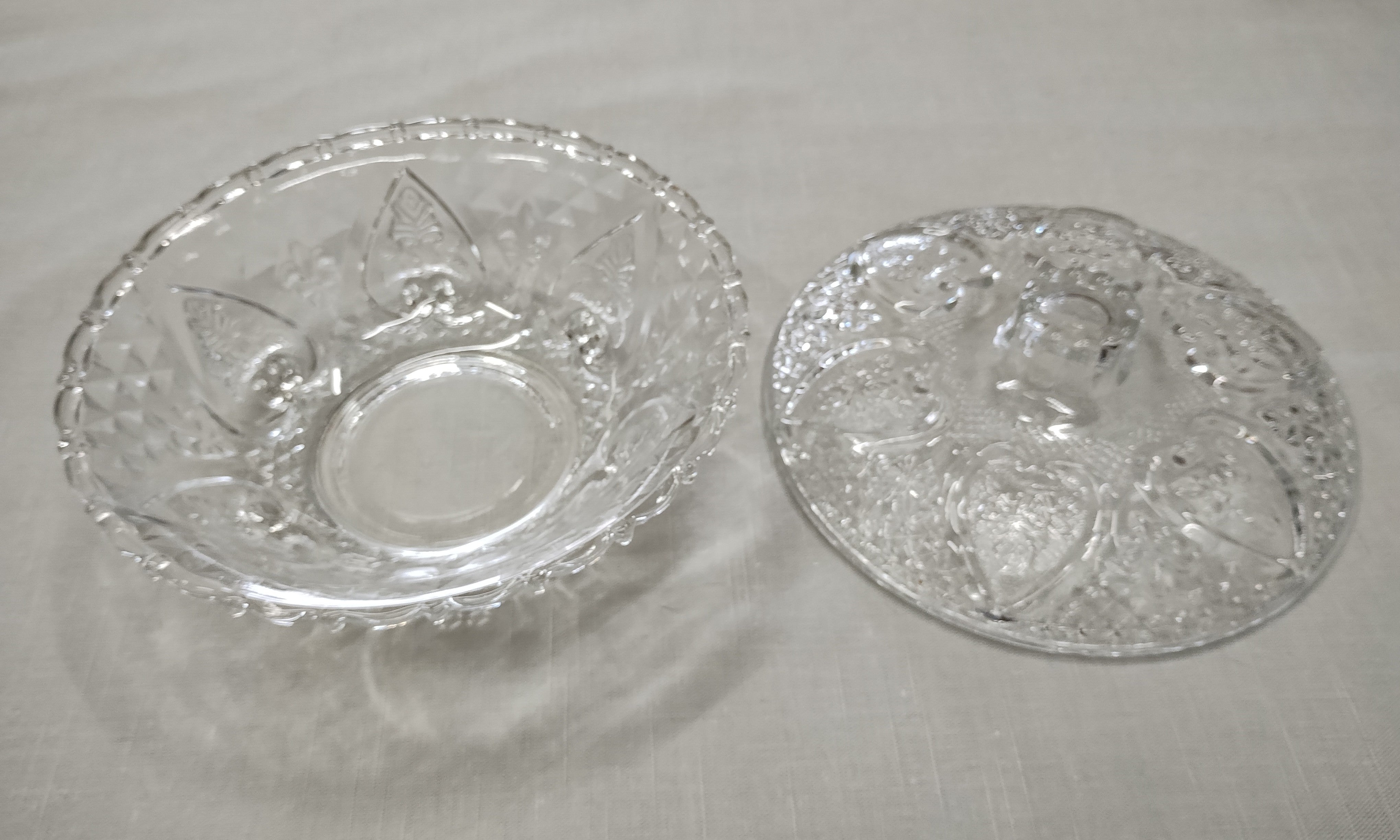 Bomboniere redonda de cristal texturizado 