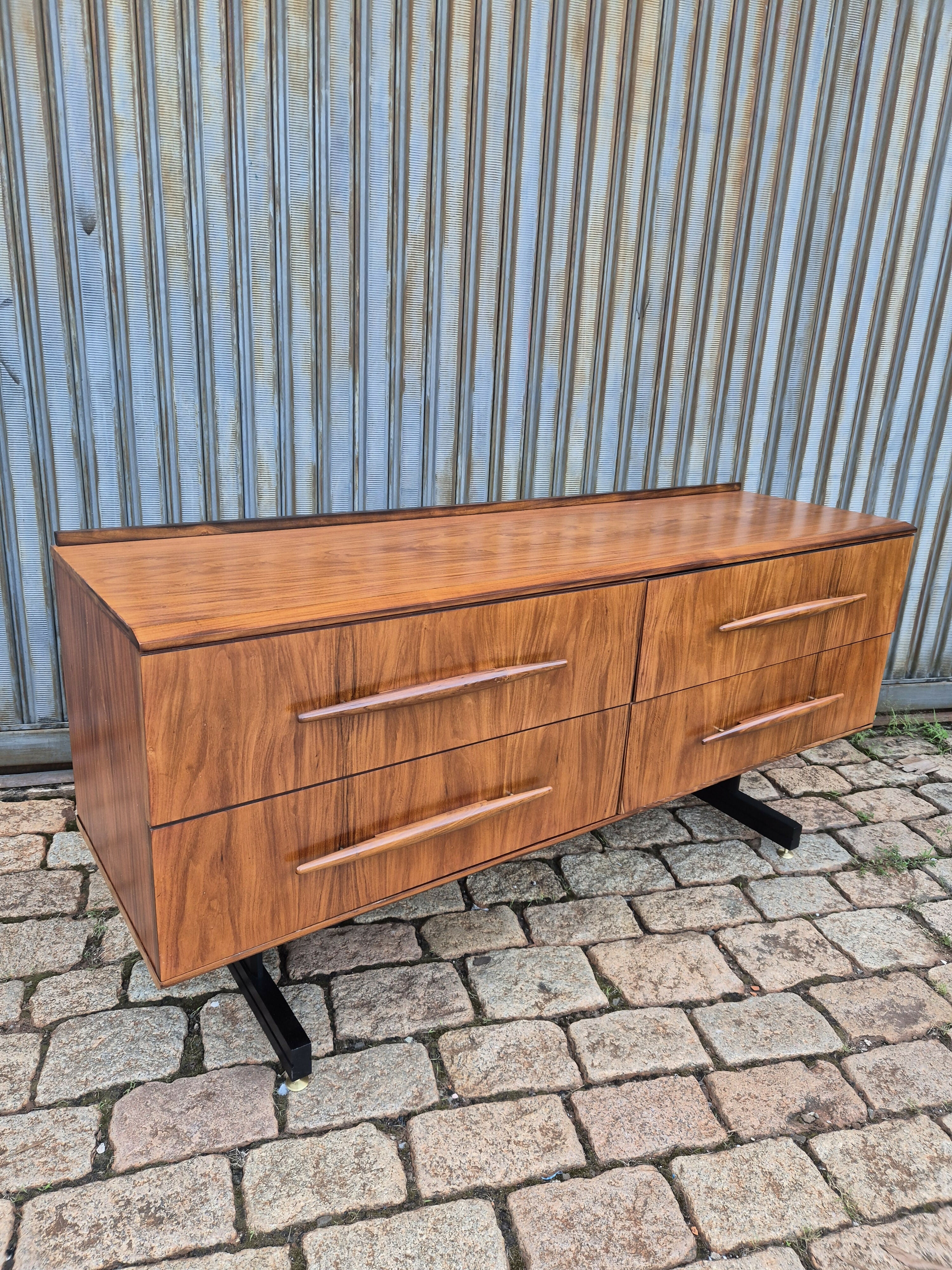 Cômoda/Buffet Cimo S.A anos 60 Caviúna