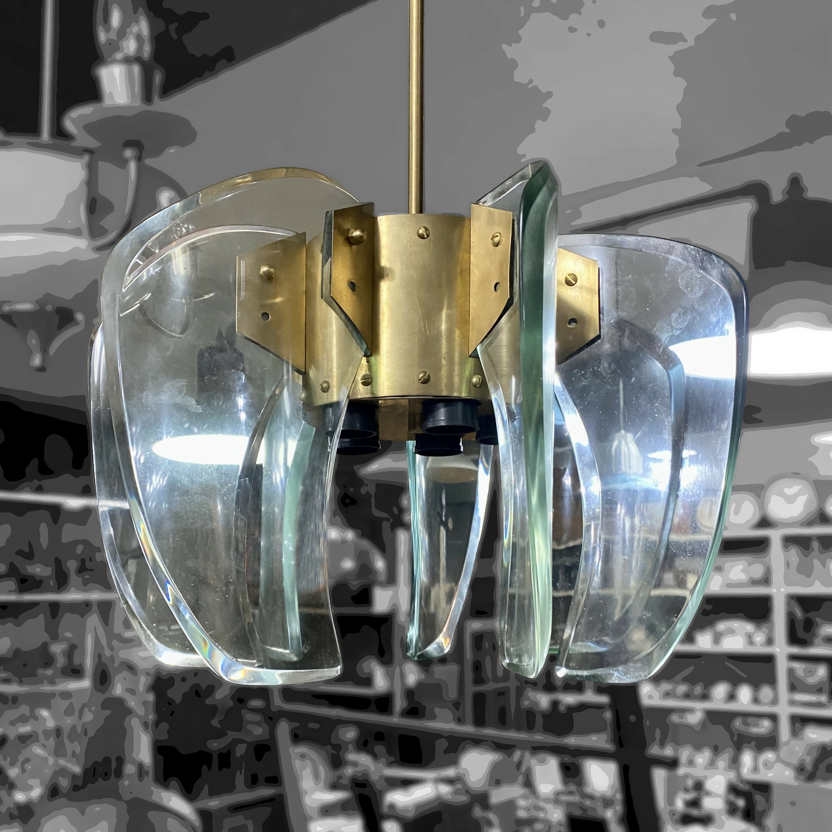 Lustre antigo em vidro e latão - Mid Century