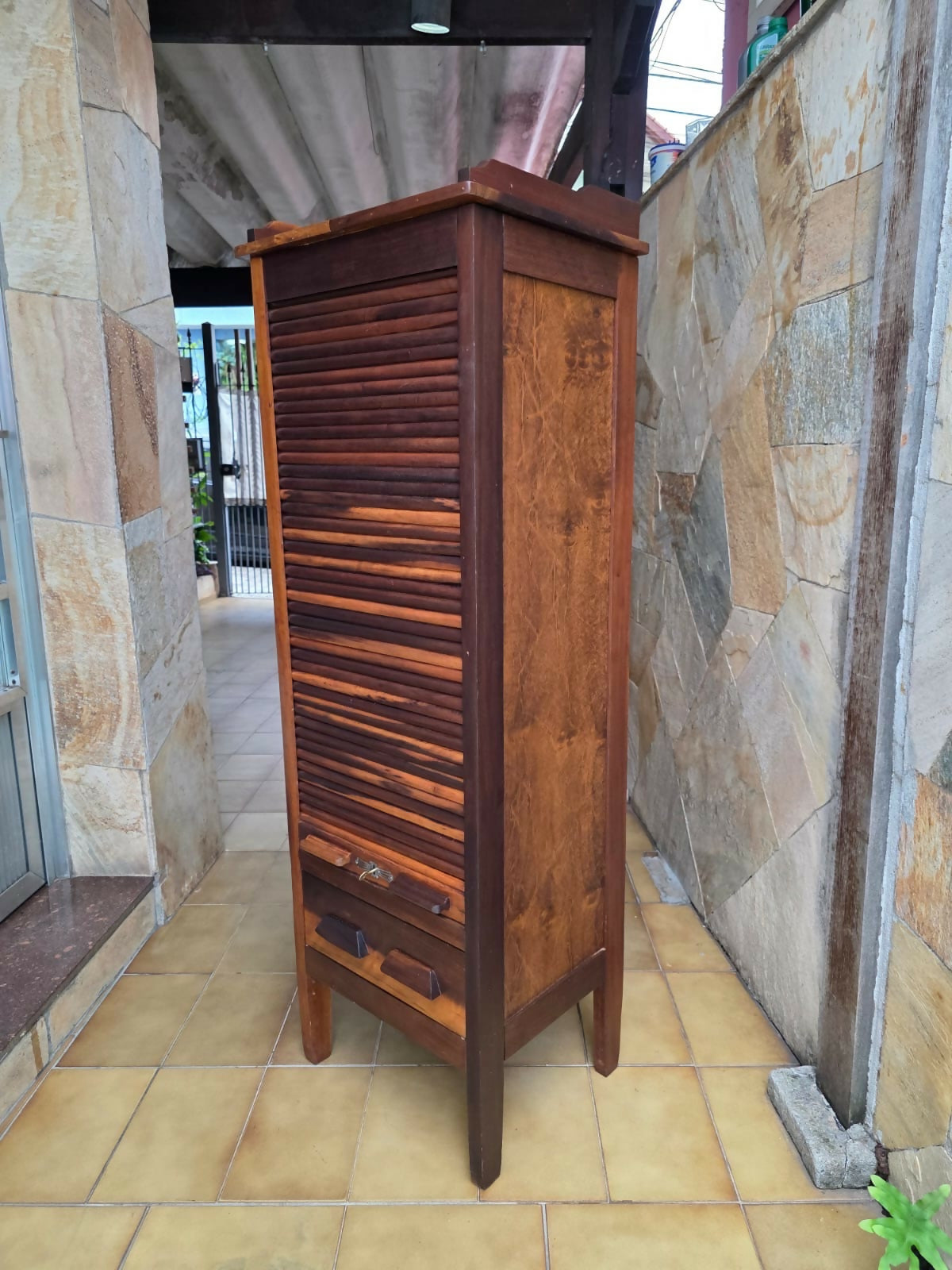 Arquivo xerife em imbuia, década de 40