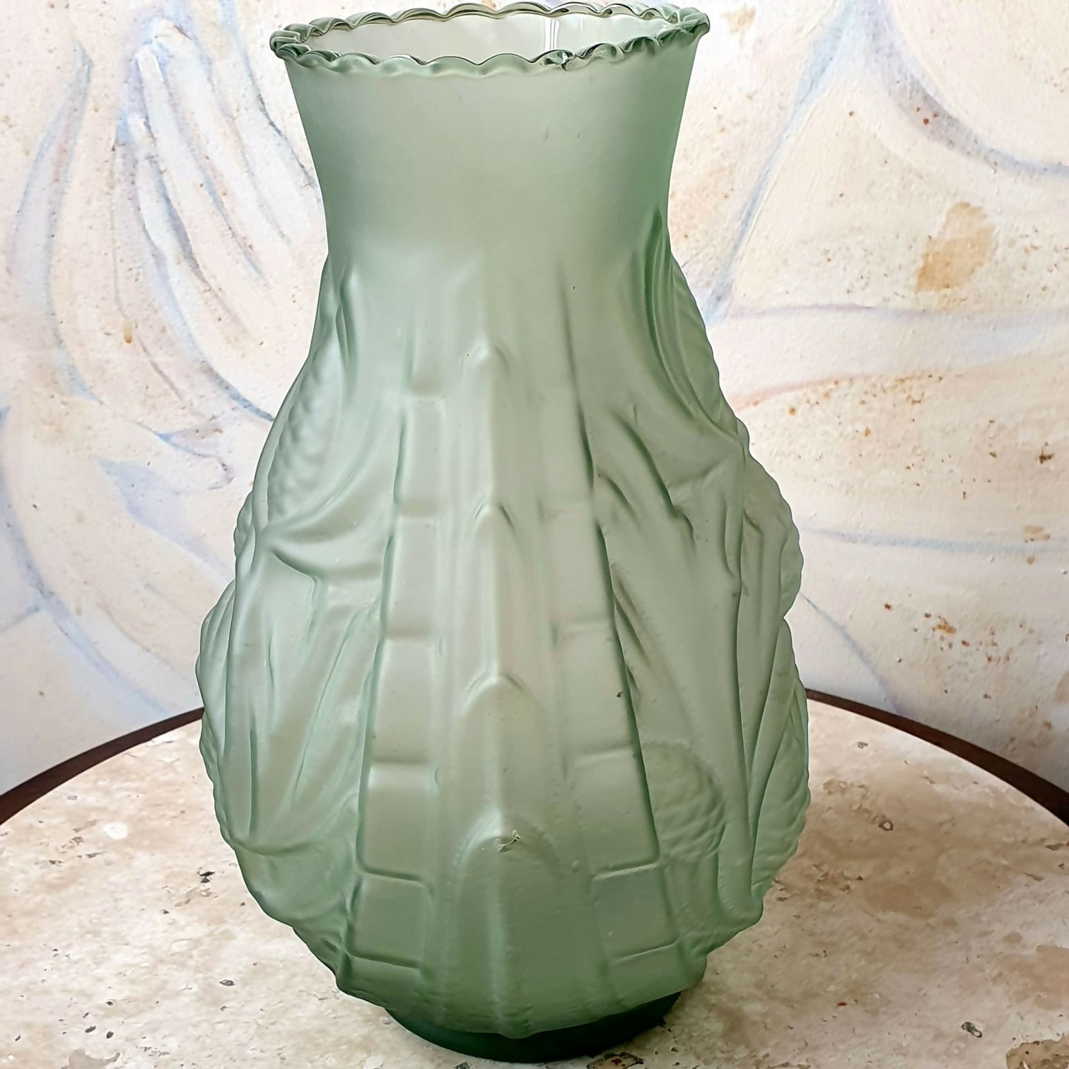 Vaso maravilhoso em vidro satineé anos 50