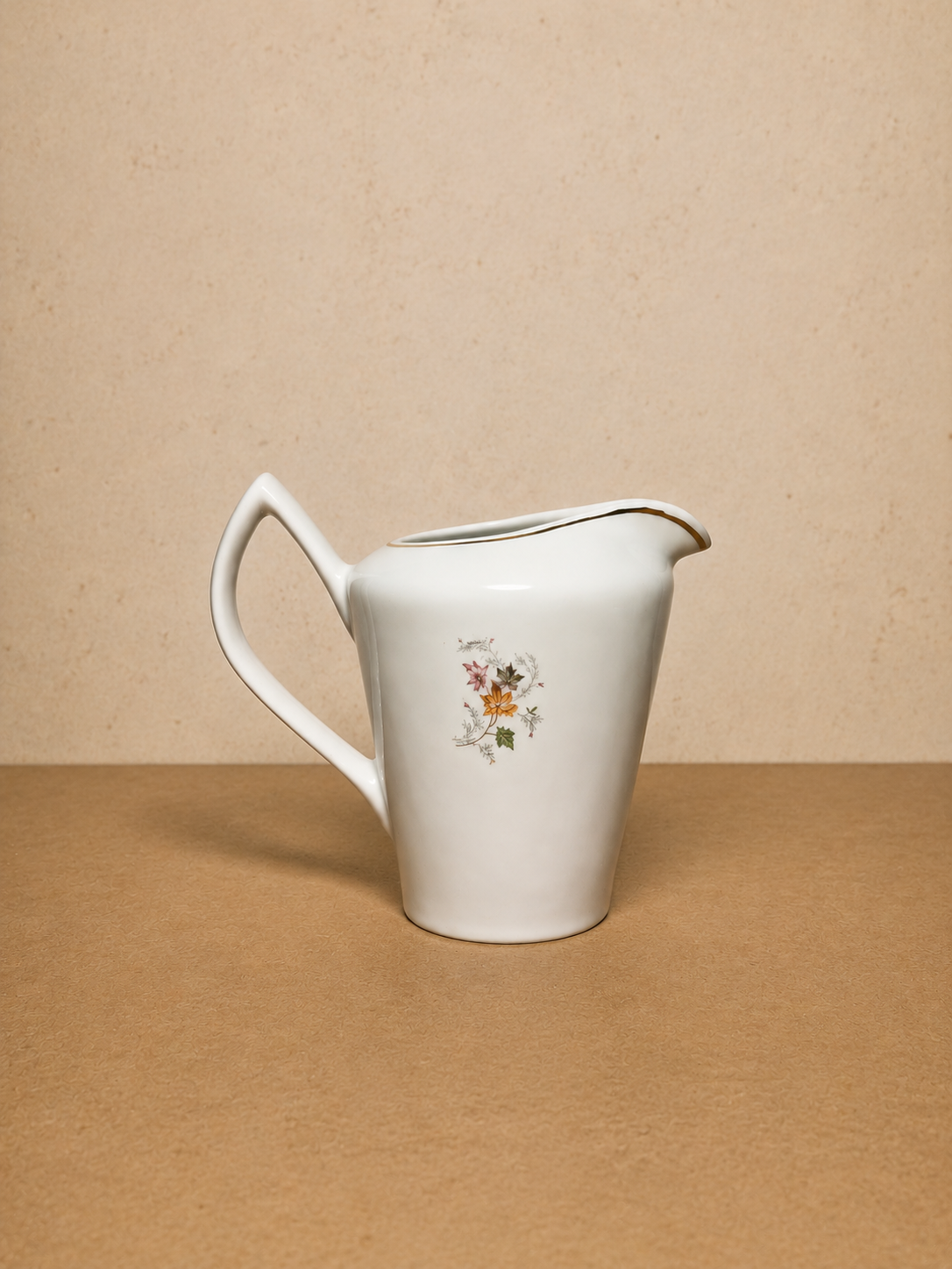 Bule de chá com tampa e leiteira Pozzani com motivos de folha e flor (DMCPS_387)