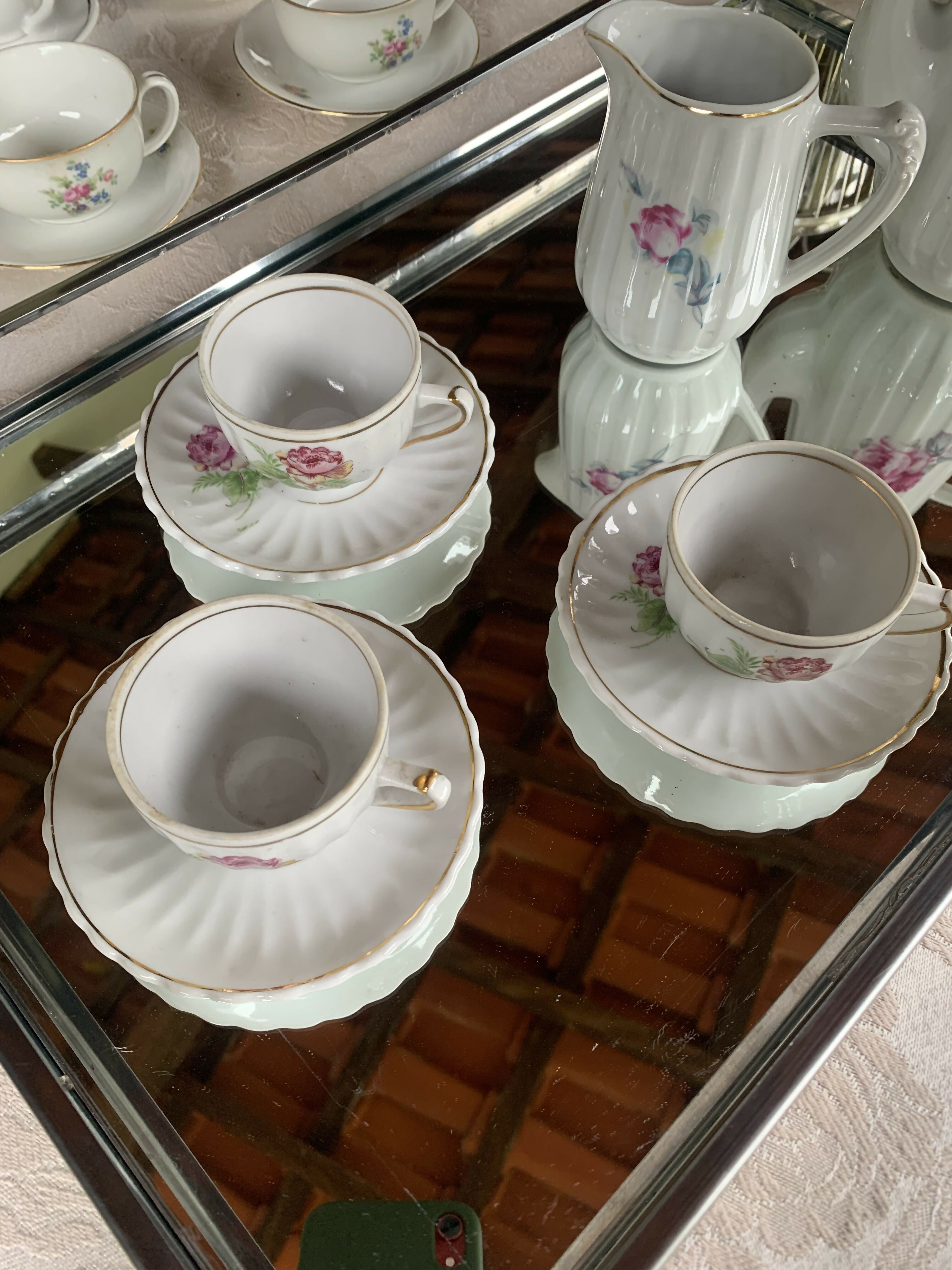 Jogo de bule e leiteira porcelana canelada