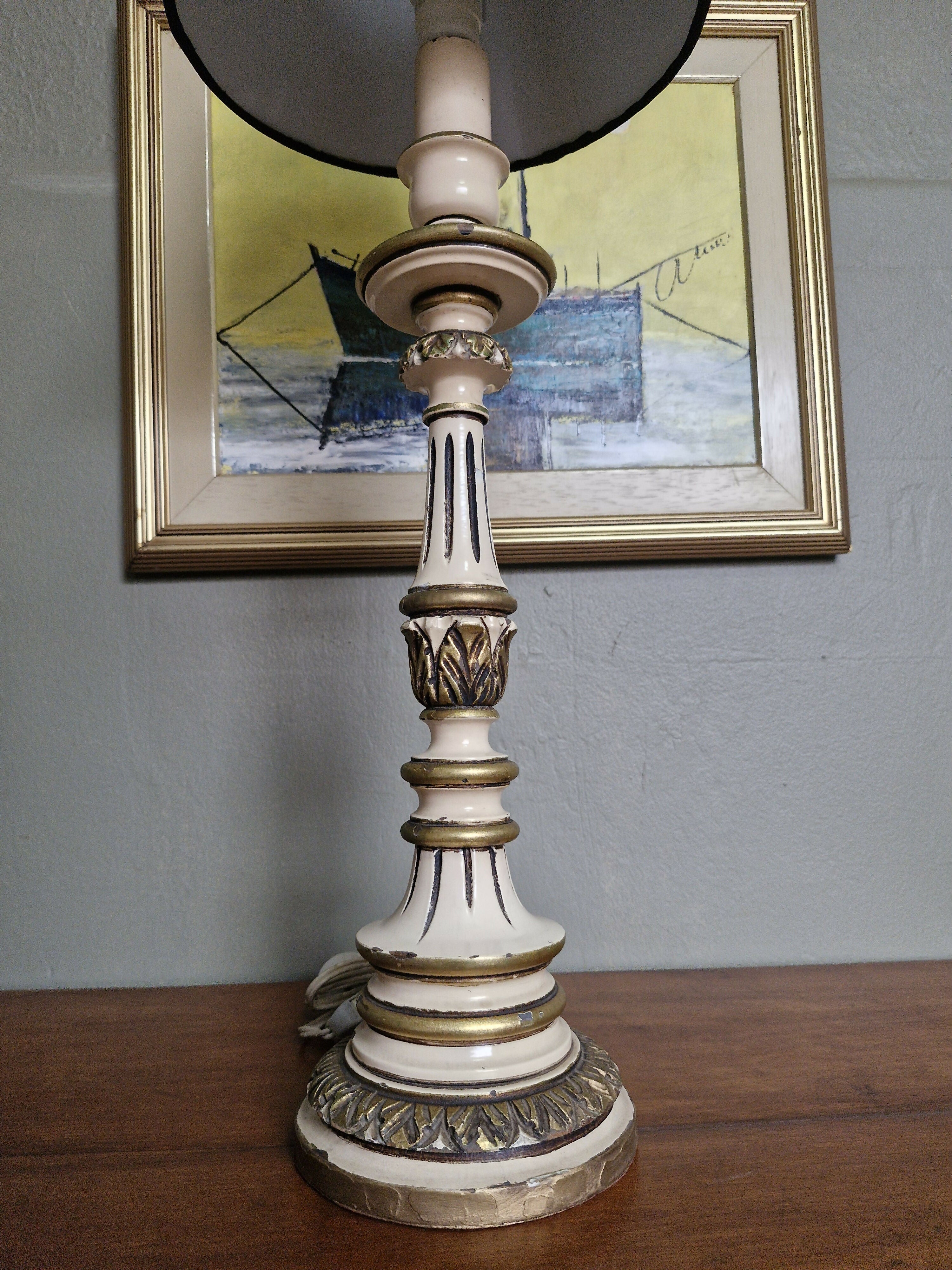 Abajur estilo Clássico em madeira torneada